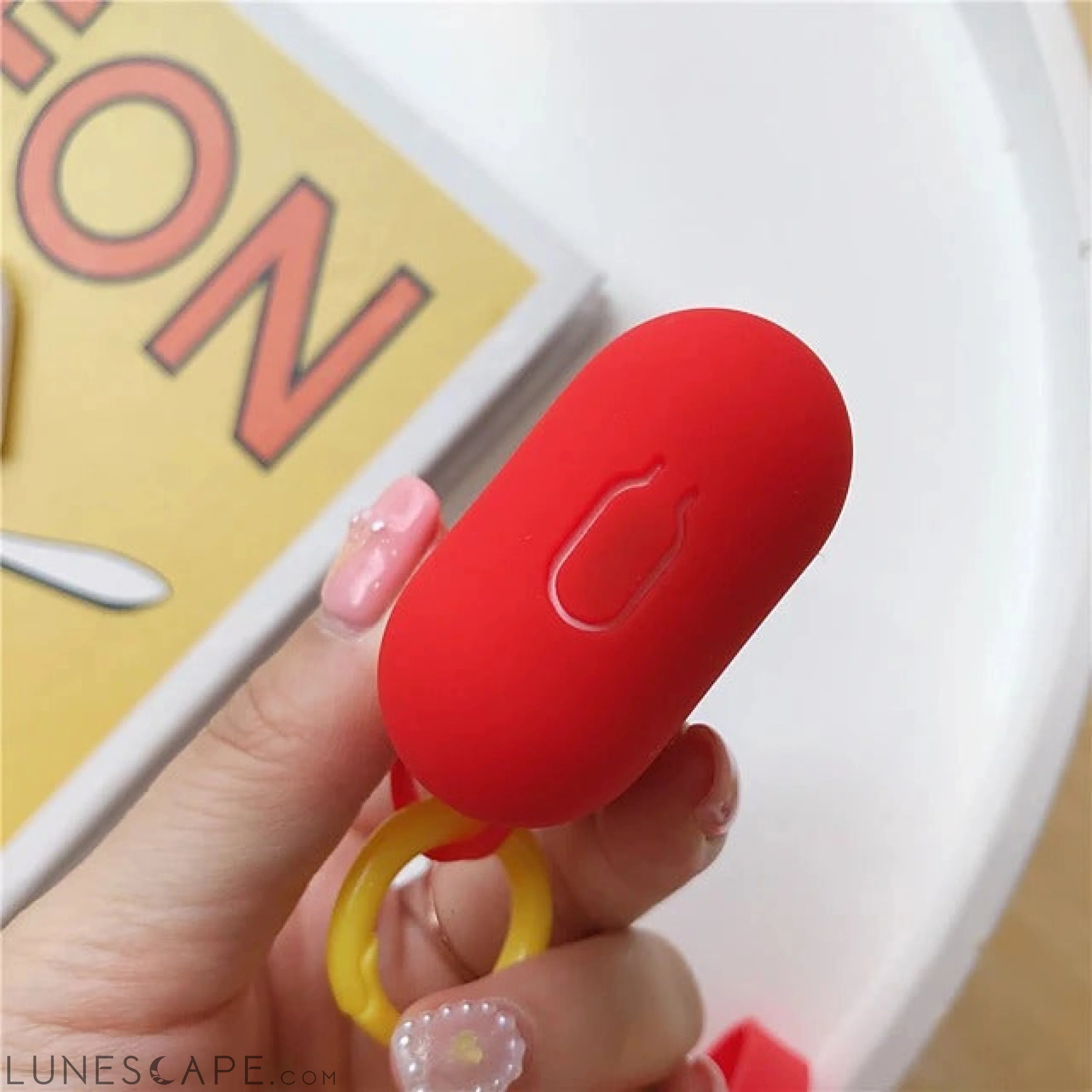 Lovely Pattern Shockproof Protective AirPods Case LUNESCAPE