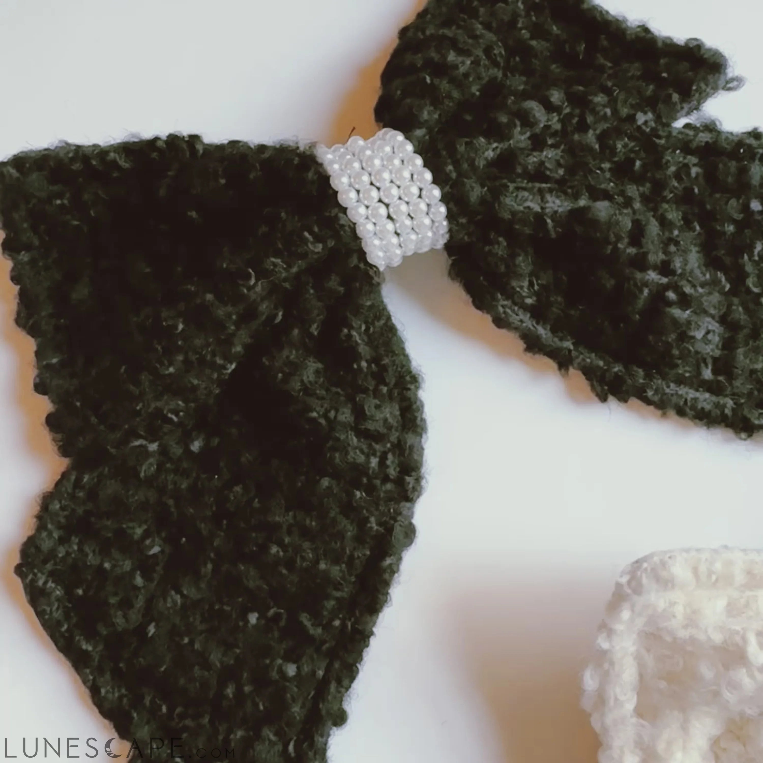 Lovely Tweed Bow Hair Clip LUNESCAPE