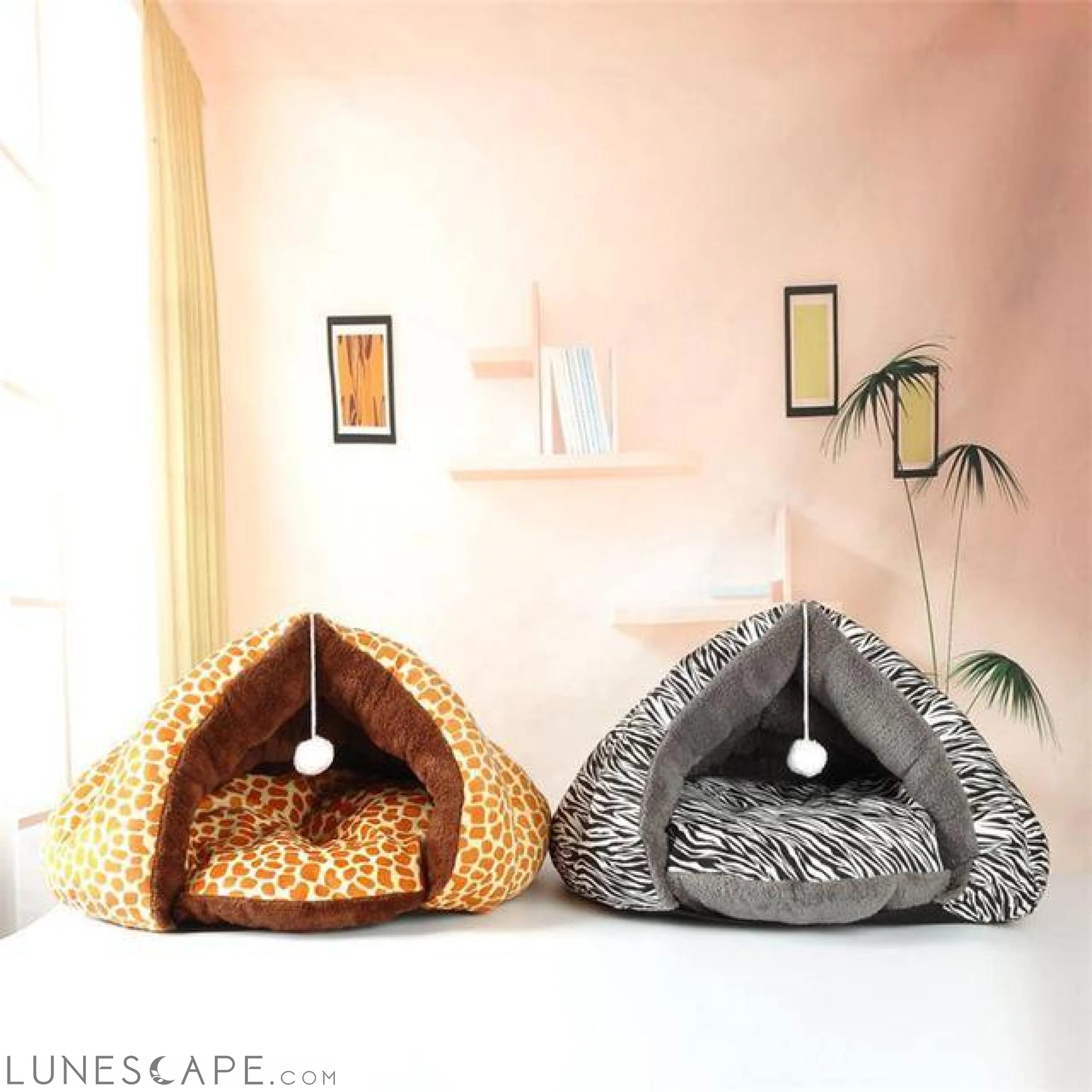 Luxe Insulated Cat Cave LUNESCAPE