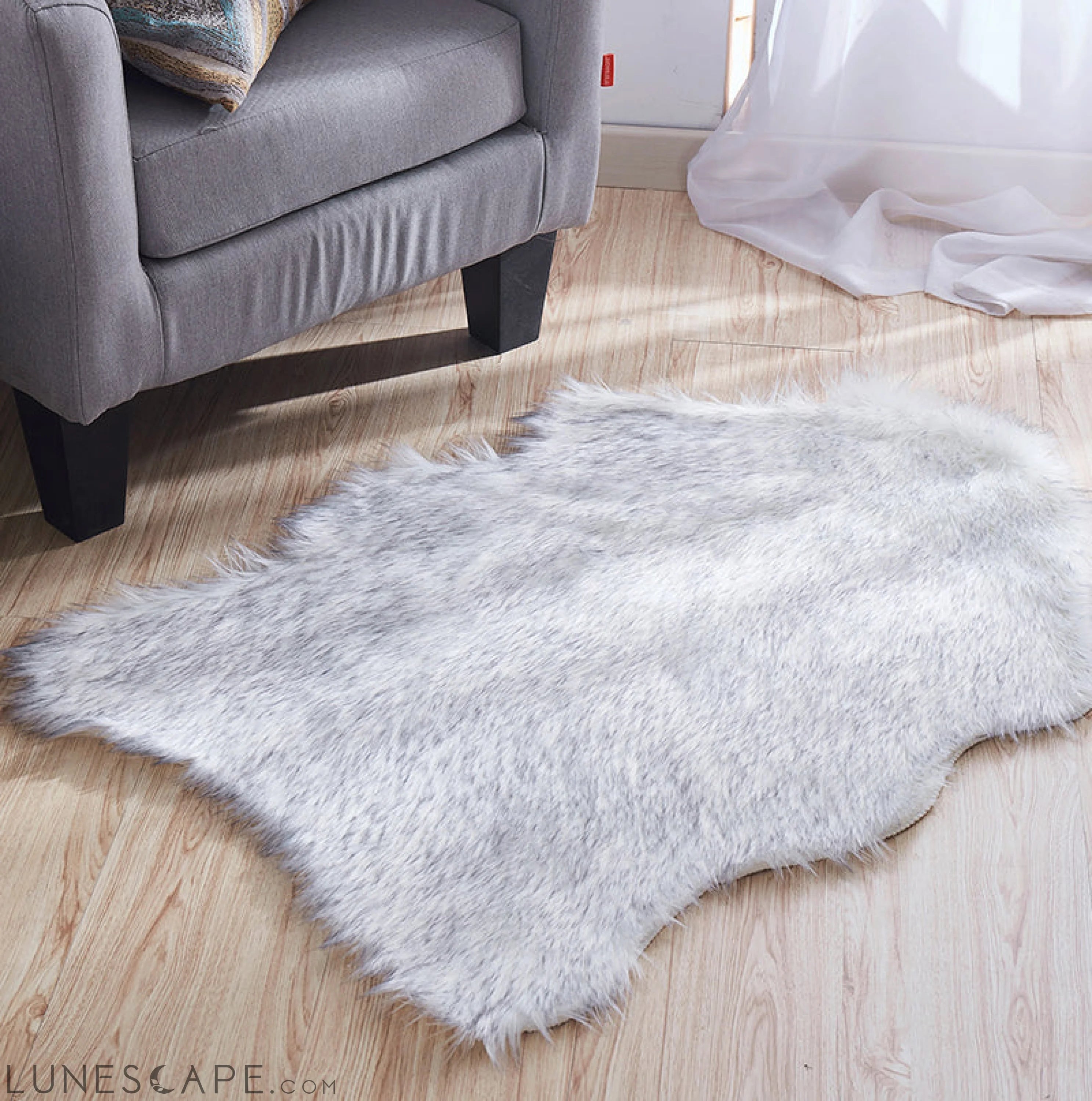 Luxury Dark Grey Faux Fur Decorative Rug 28" x 39" LUNESCAPE