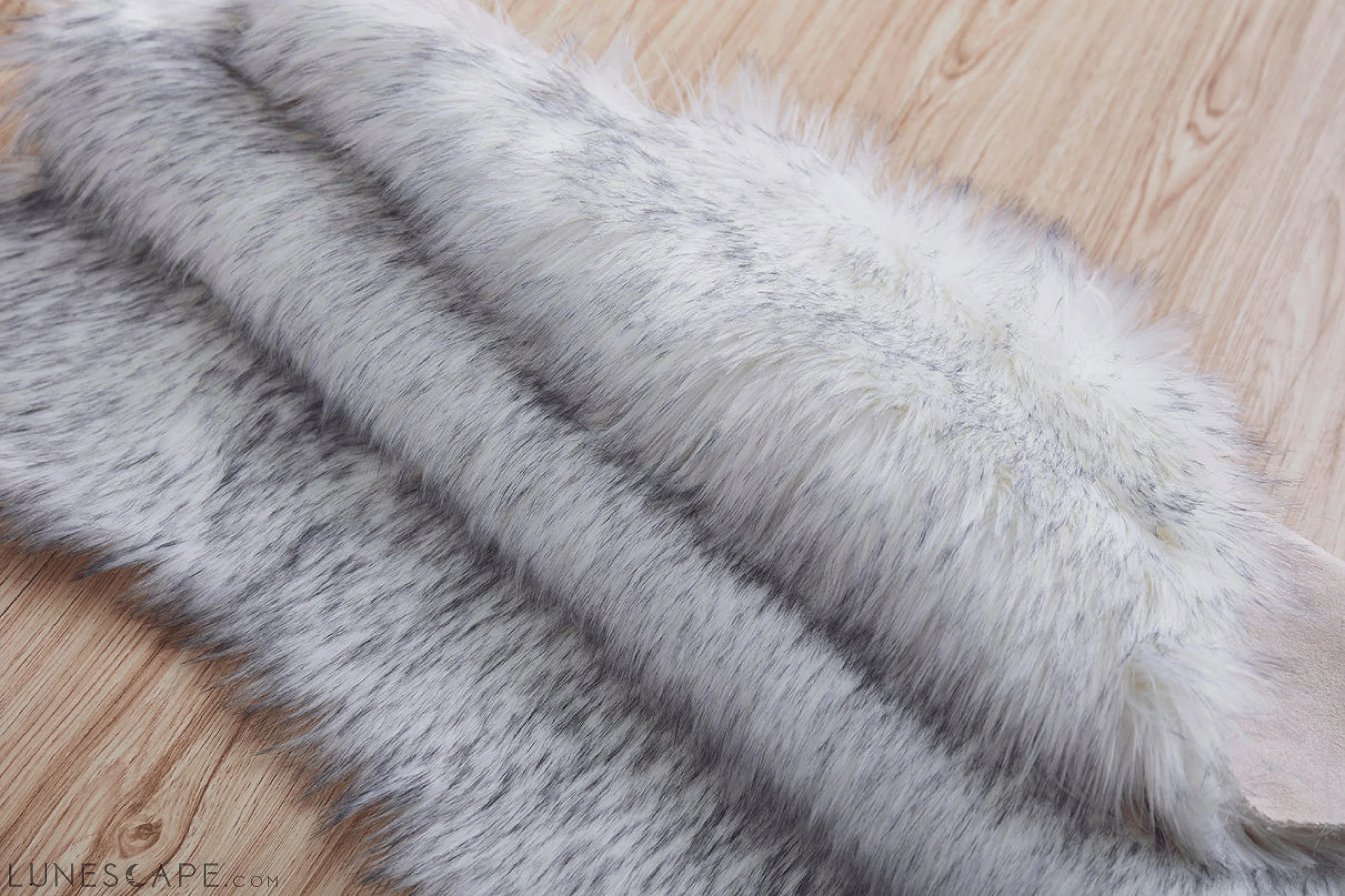 Luxury Dark Grey Faux Fur Decorative Rug 28" x 39" LUNESCAPE