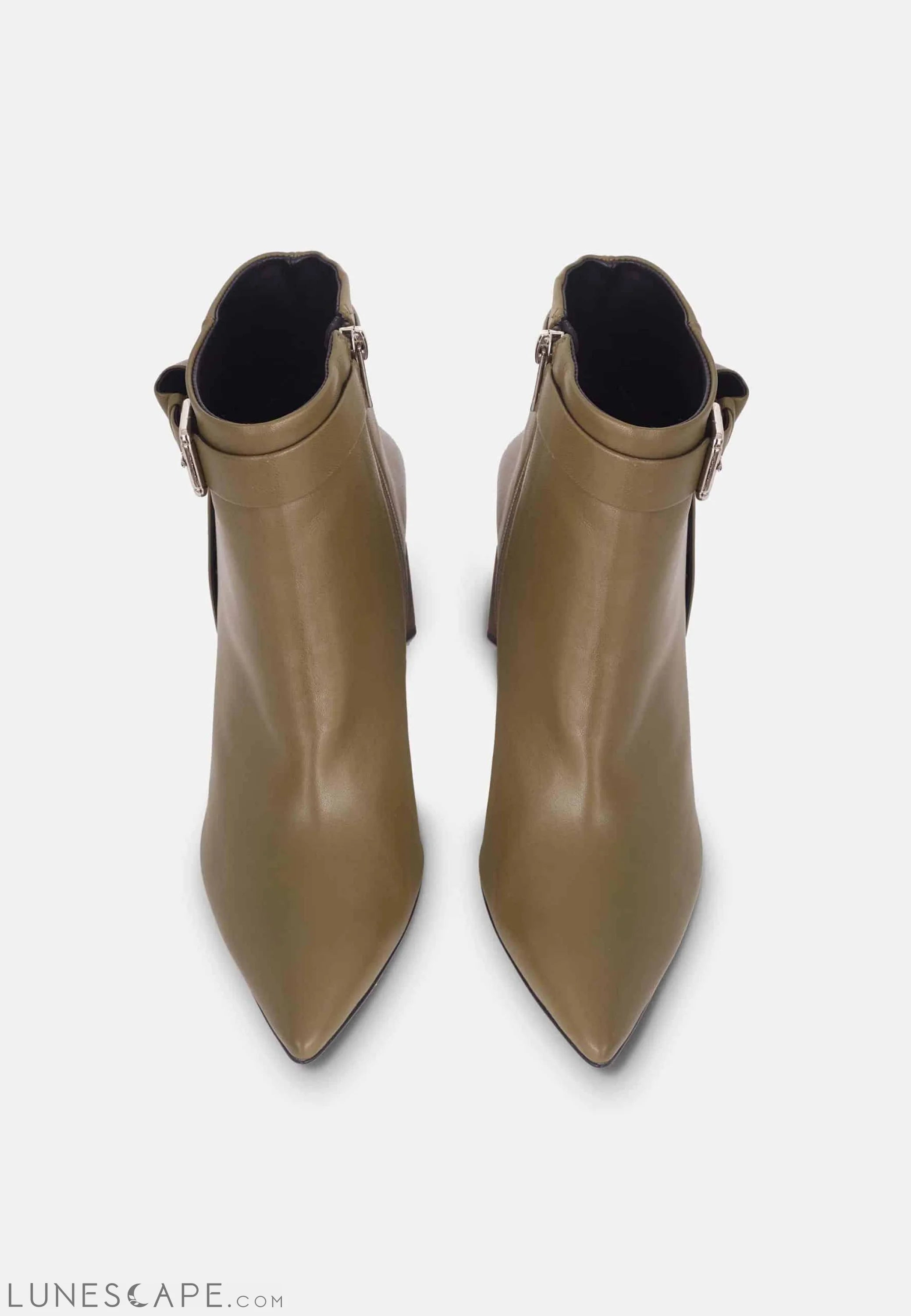 Mangará Salvia Ankle Boot Heeled - Stylish Leather Footwear LUNESCAPE