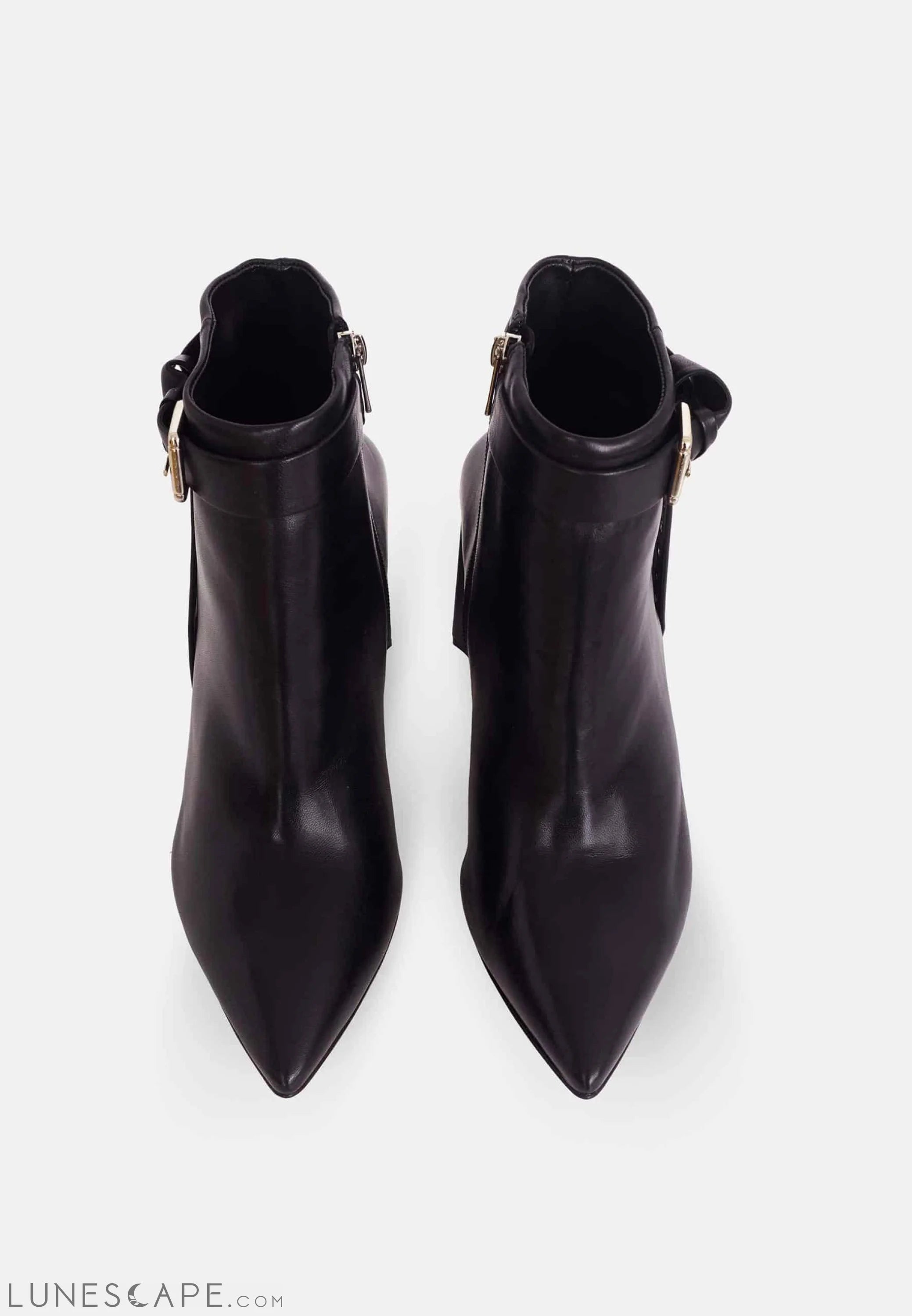 Mangará Salvia Ankle Boot Heeled - Stylish Leather Footwear LUNESCAPE