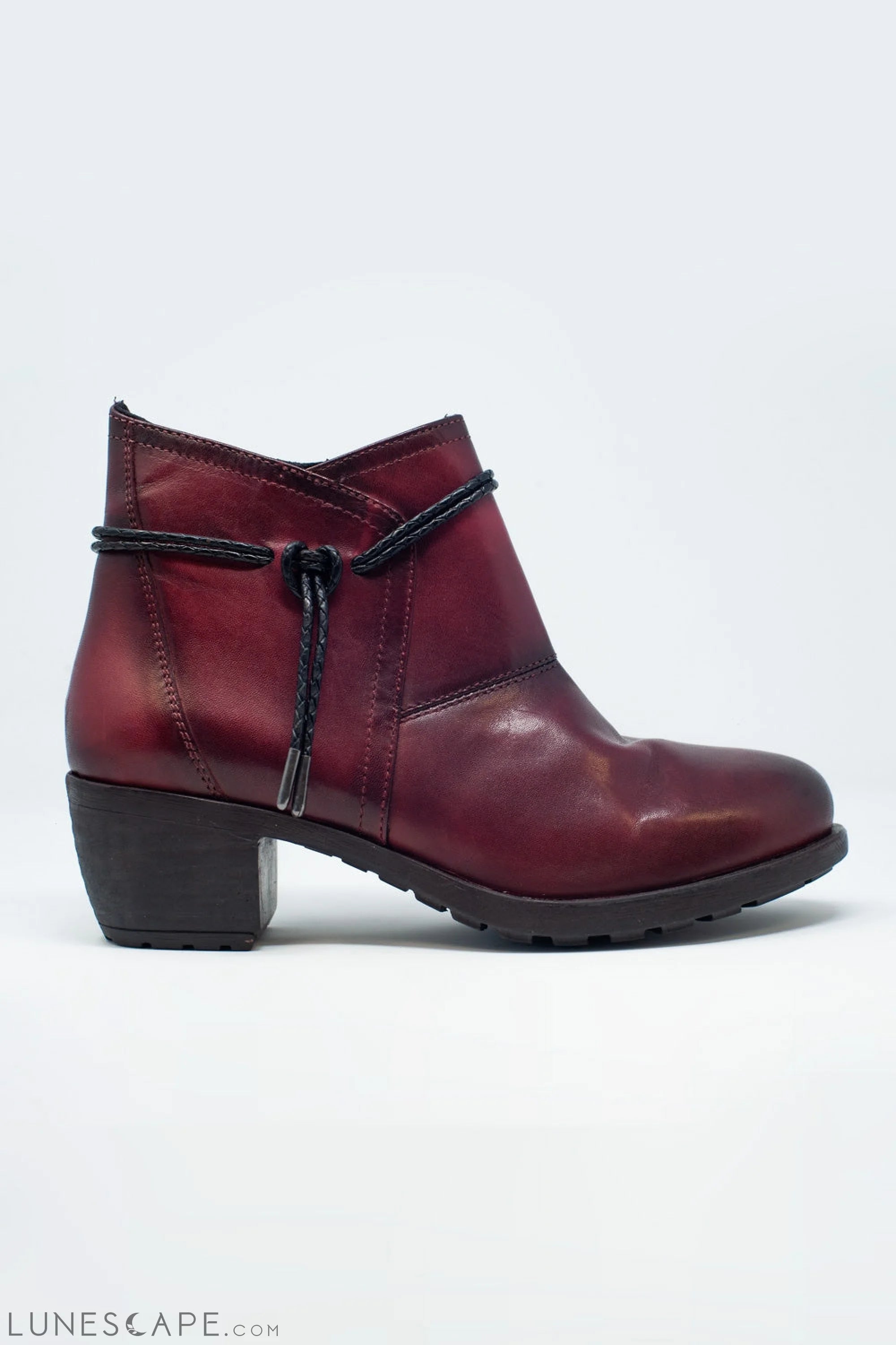 Maroon Blocked Mid Heeled Ankle Boots With Round Toe LUNESCAPE