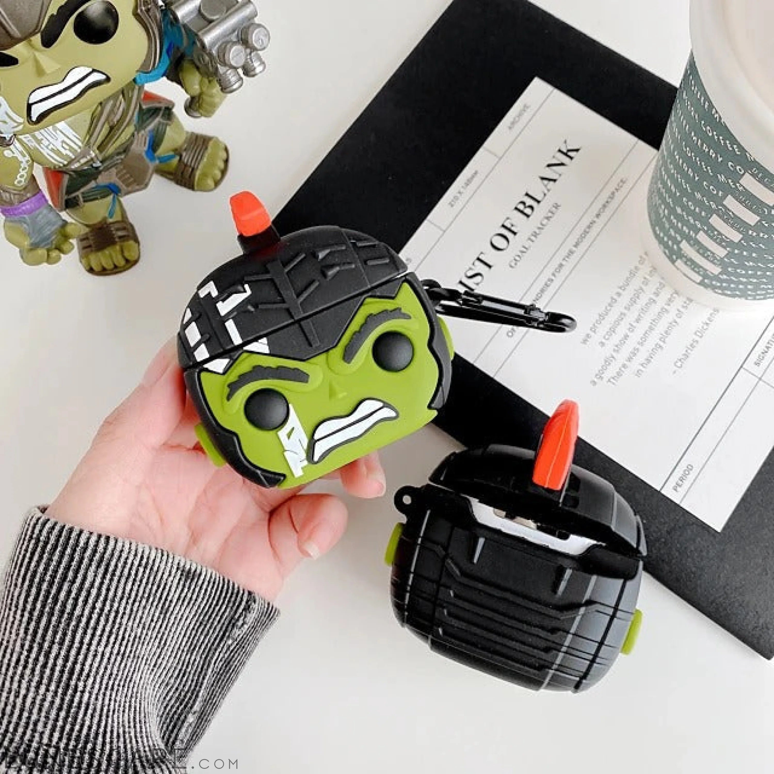 Marvel Hulk AirPods Pro Cute Headphone Case LUNESCAPE