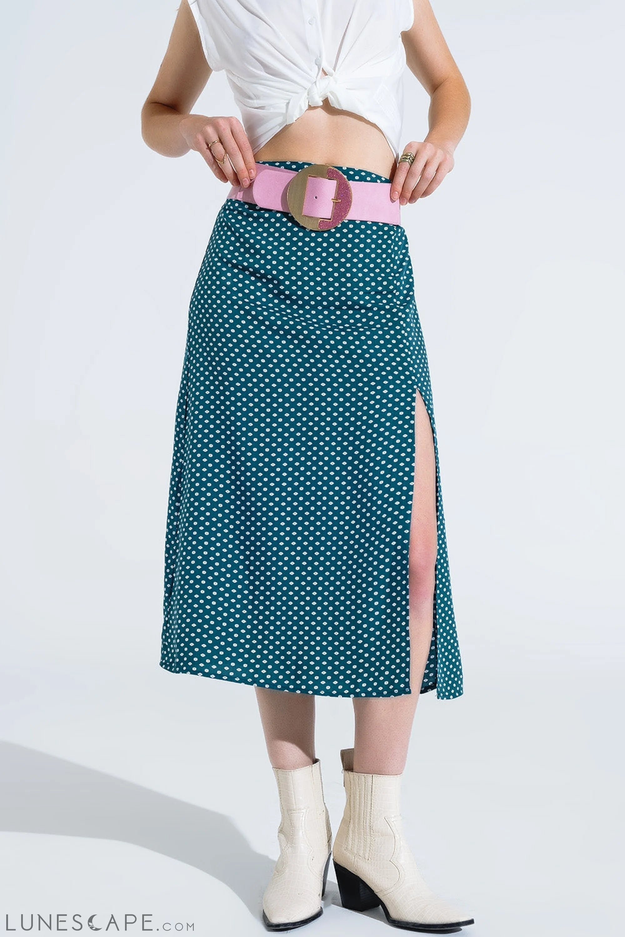 Maxi Skirt in Green With Flower Print and Side Slit LUNESCAPE