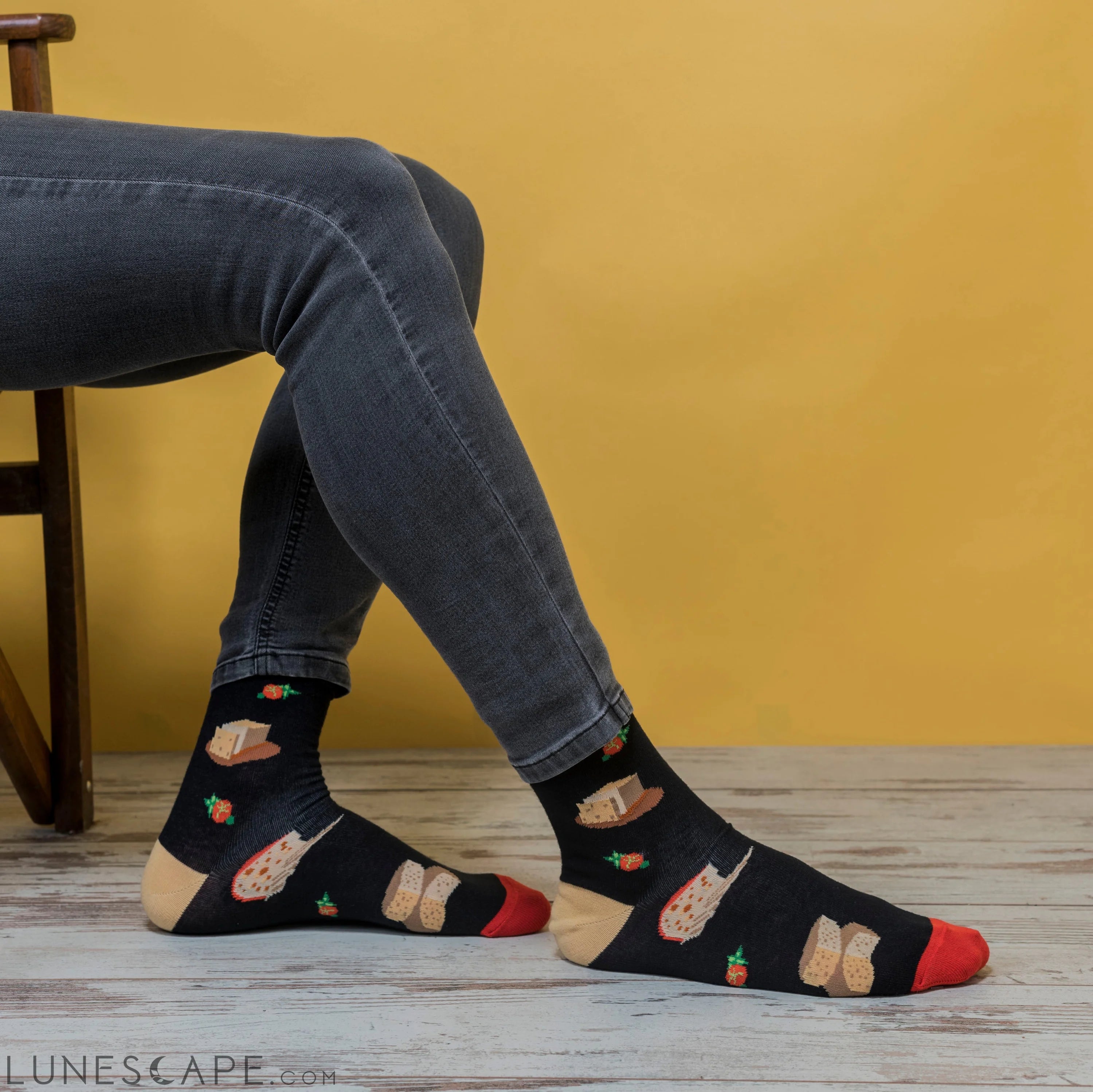 Men's Cheese Socks LUNESCAPE