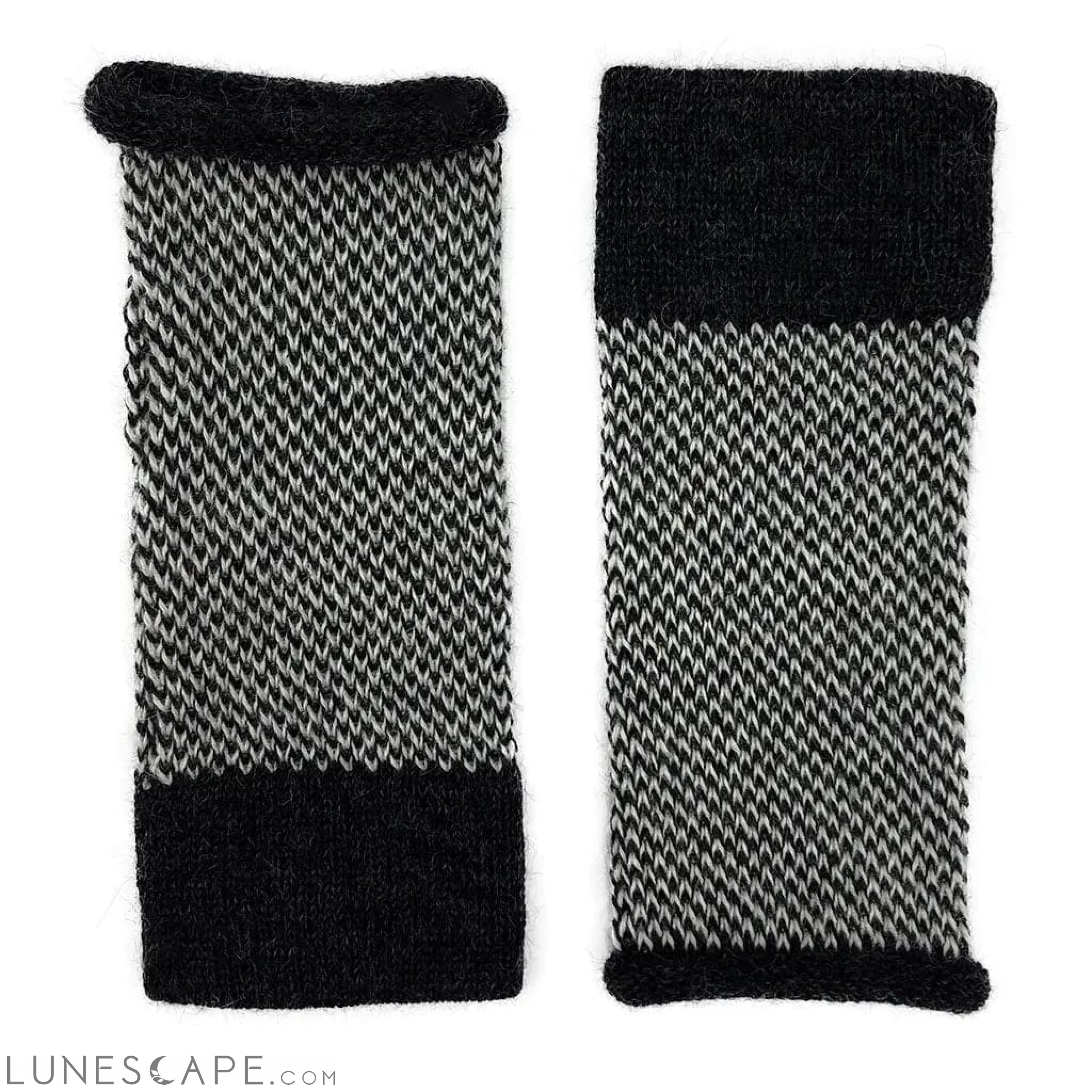 Midnight Interwoven Alpaca Gloves LUNESCAPE