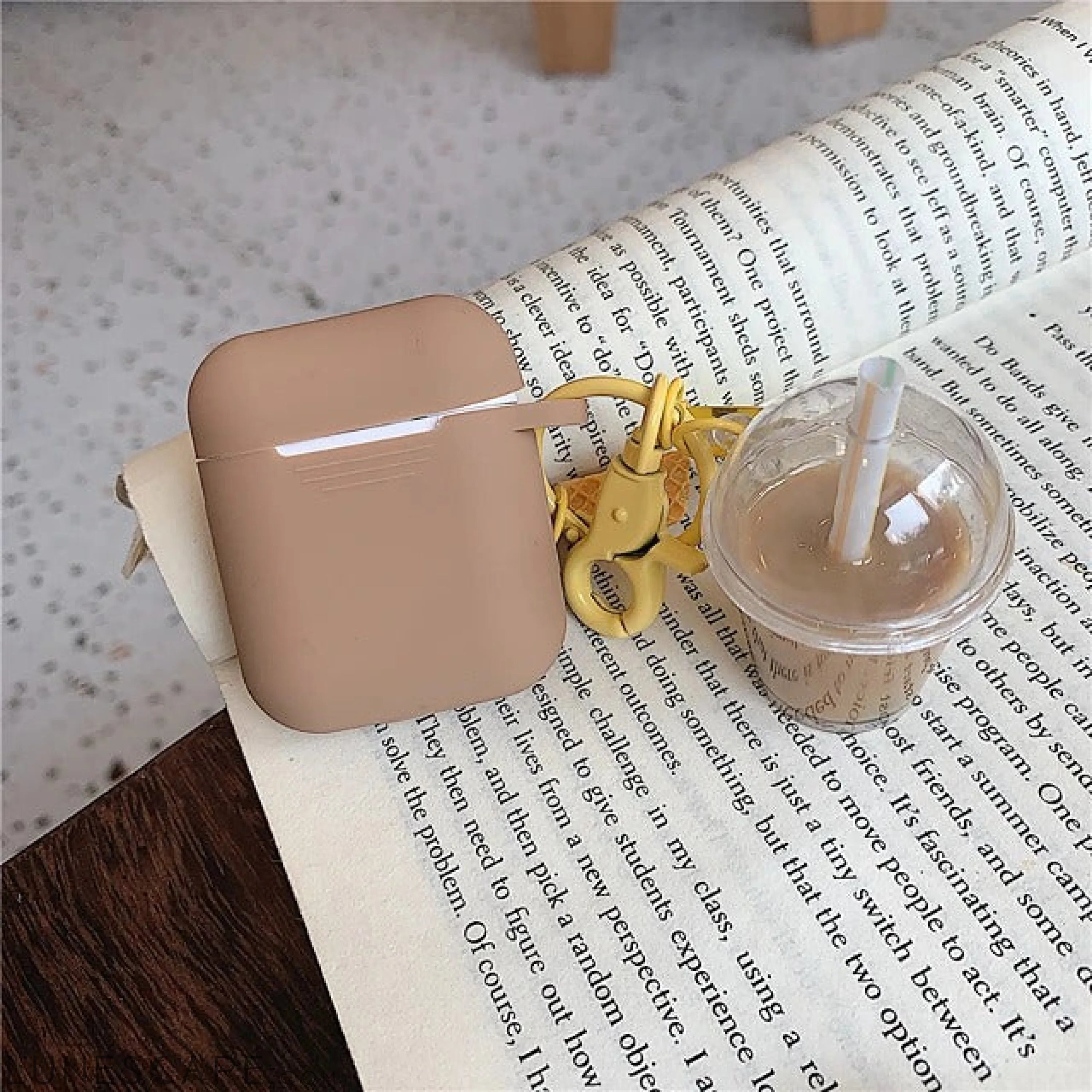 Milk Tea Pendant Silicone AirPods1/2/3 LUNESCAPE