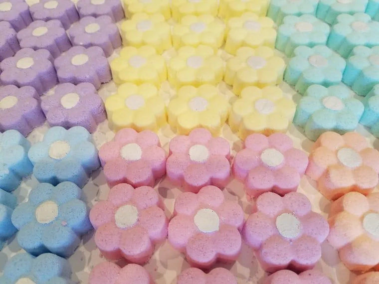 Mini Daisy Bath Bombs,Bath Bomb Flowers,Spring Baby Shower LUNESCAPE