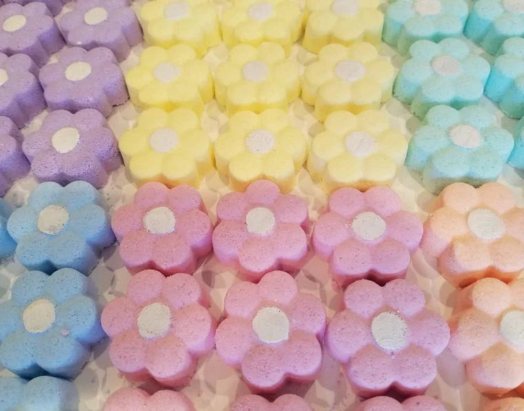 Mini Daisy Bath Bombs,Bath Bomb Flowers,Spring Baby Shower LUNESCAPE
