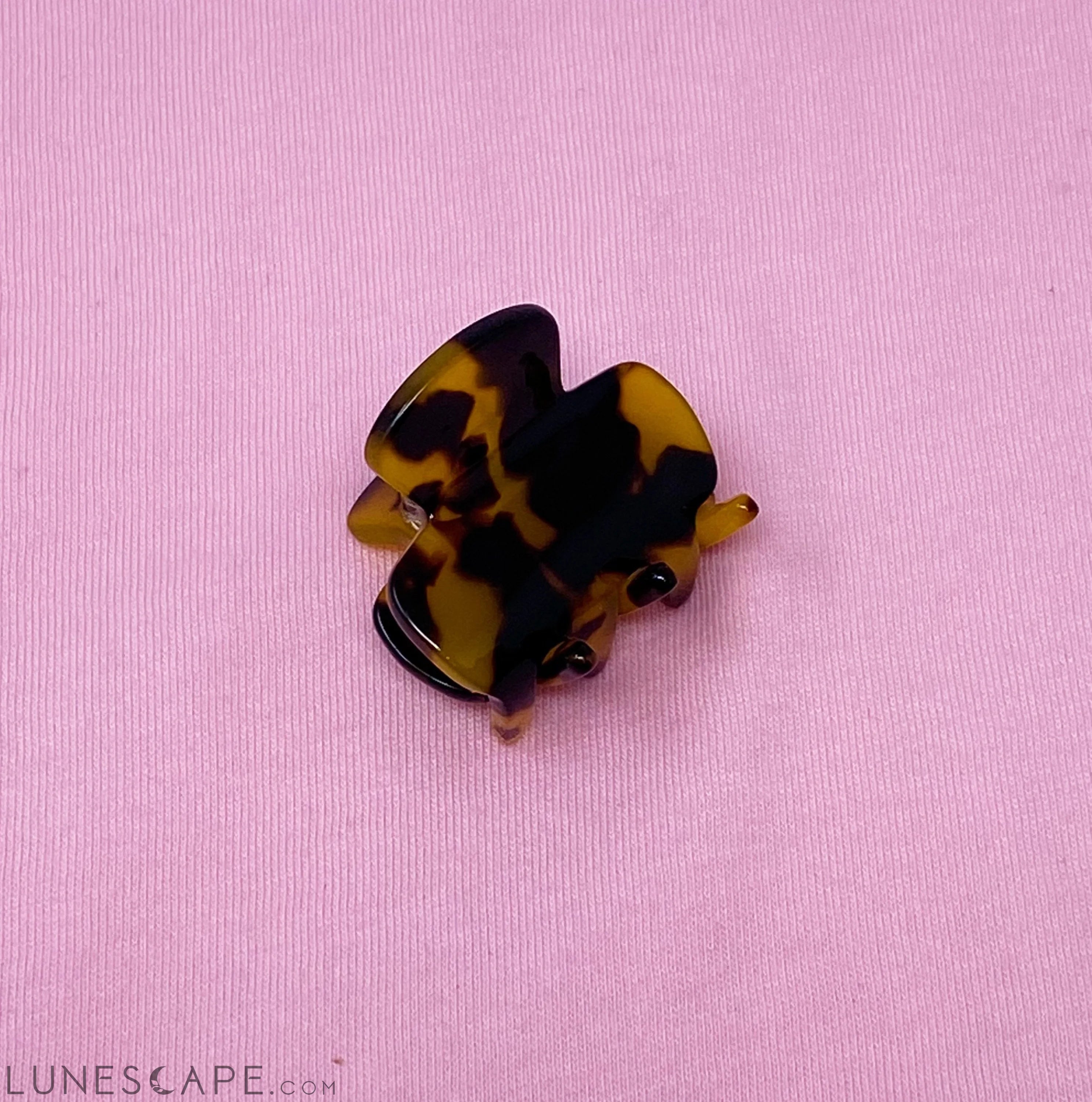 Mini Hair Claw LUNESCAPE