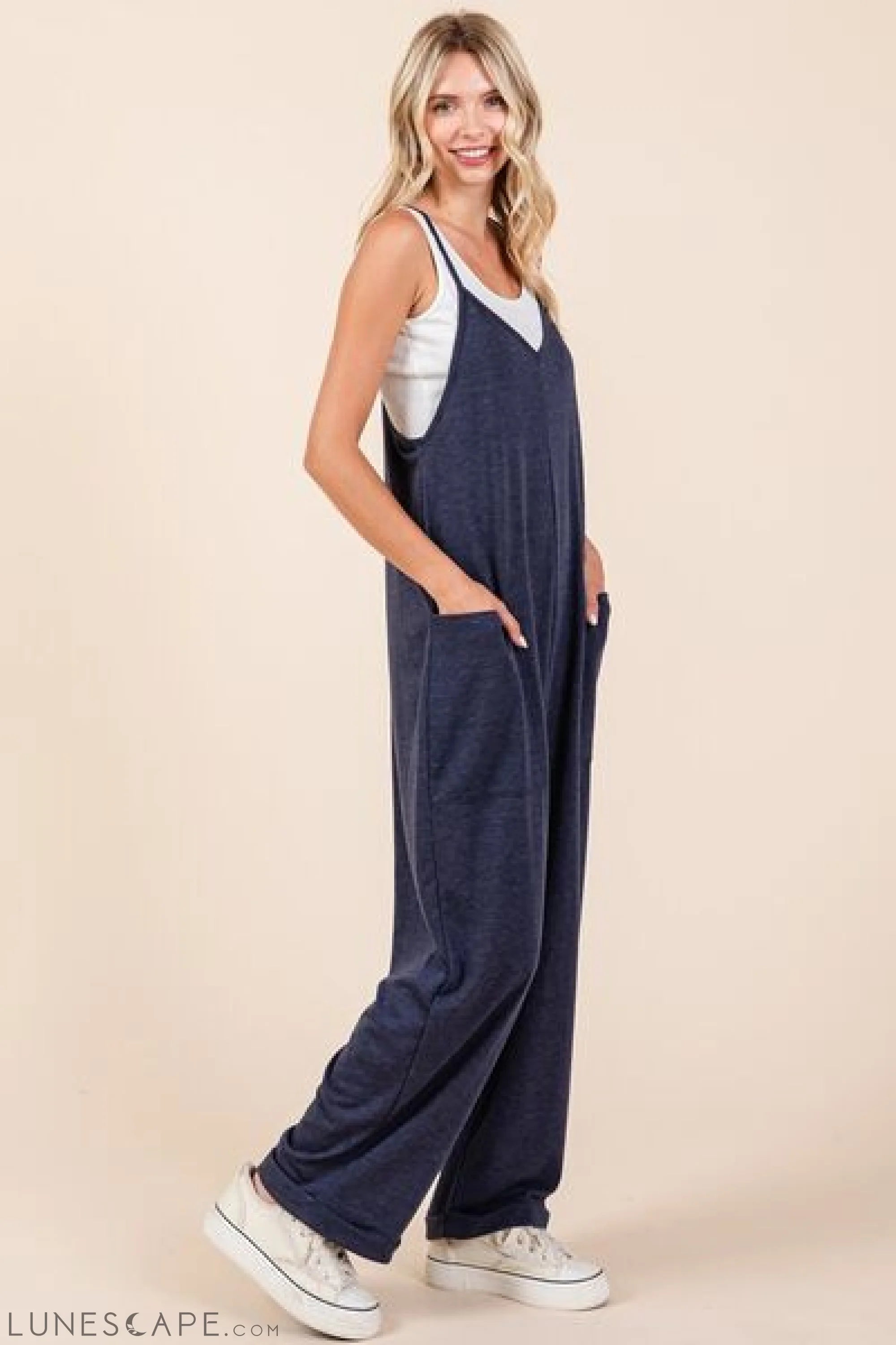 Mittoshop Patch Pocket Wide Leg Sleeveless Jumpsuit LUNESCAPE