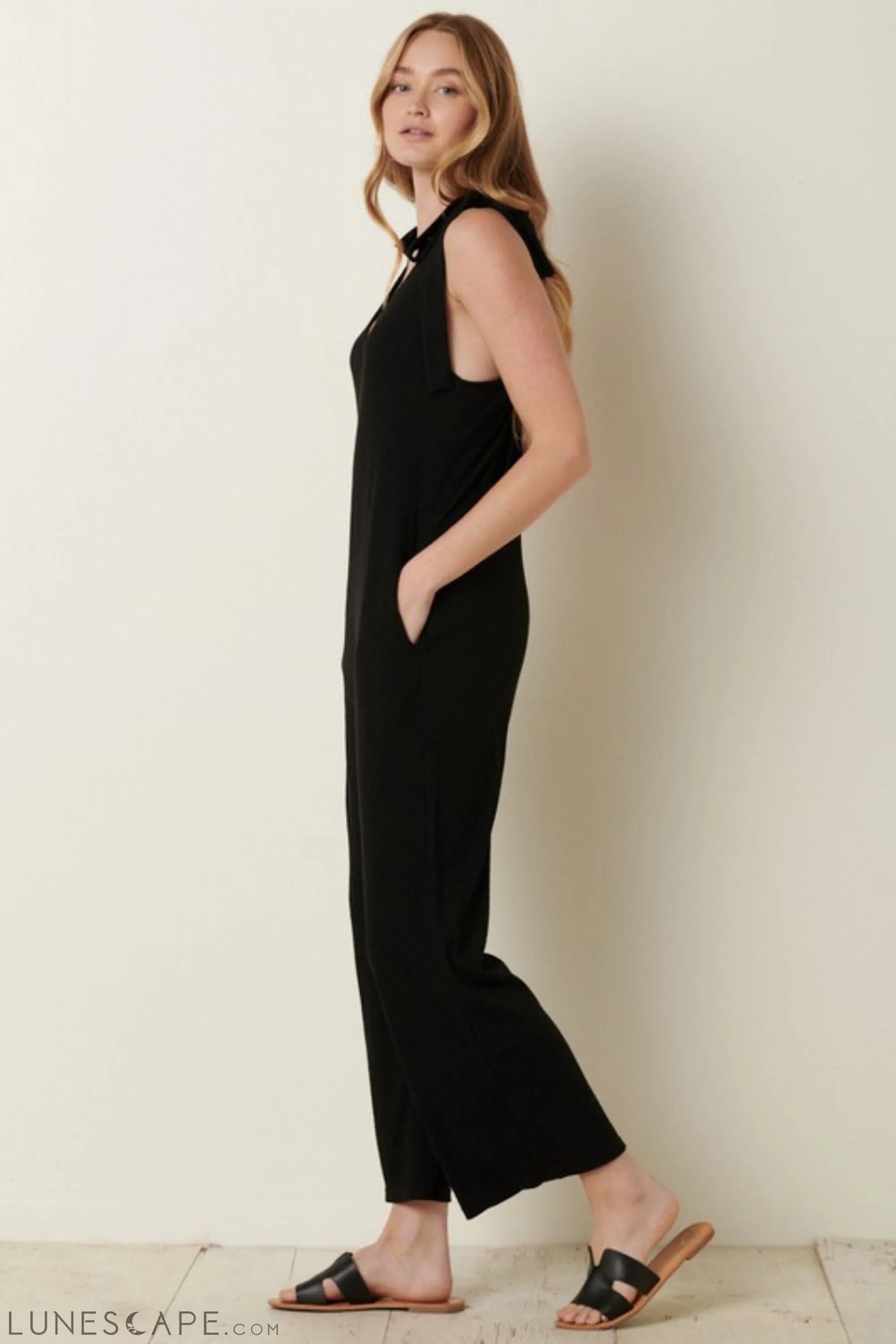 Mittoshop Rib Knit V-Neck Cross Back Jumpsuit LUNESCAPE