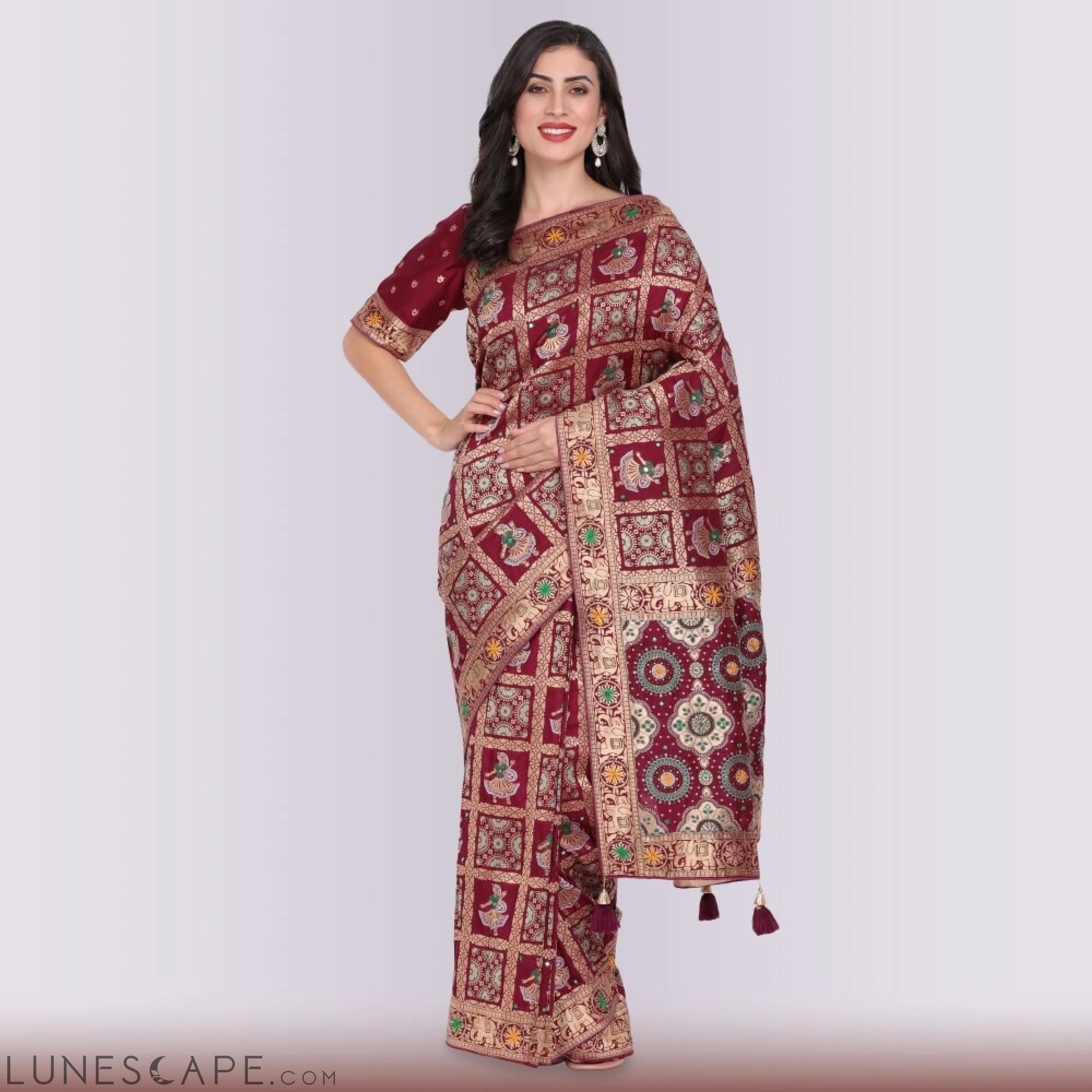 Modern Gharchoda in Maroon LUNESCAPE