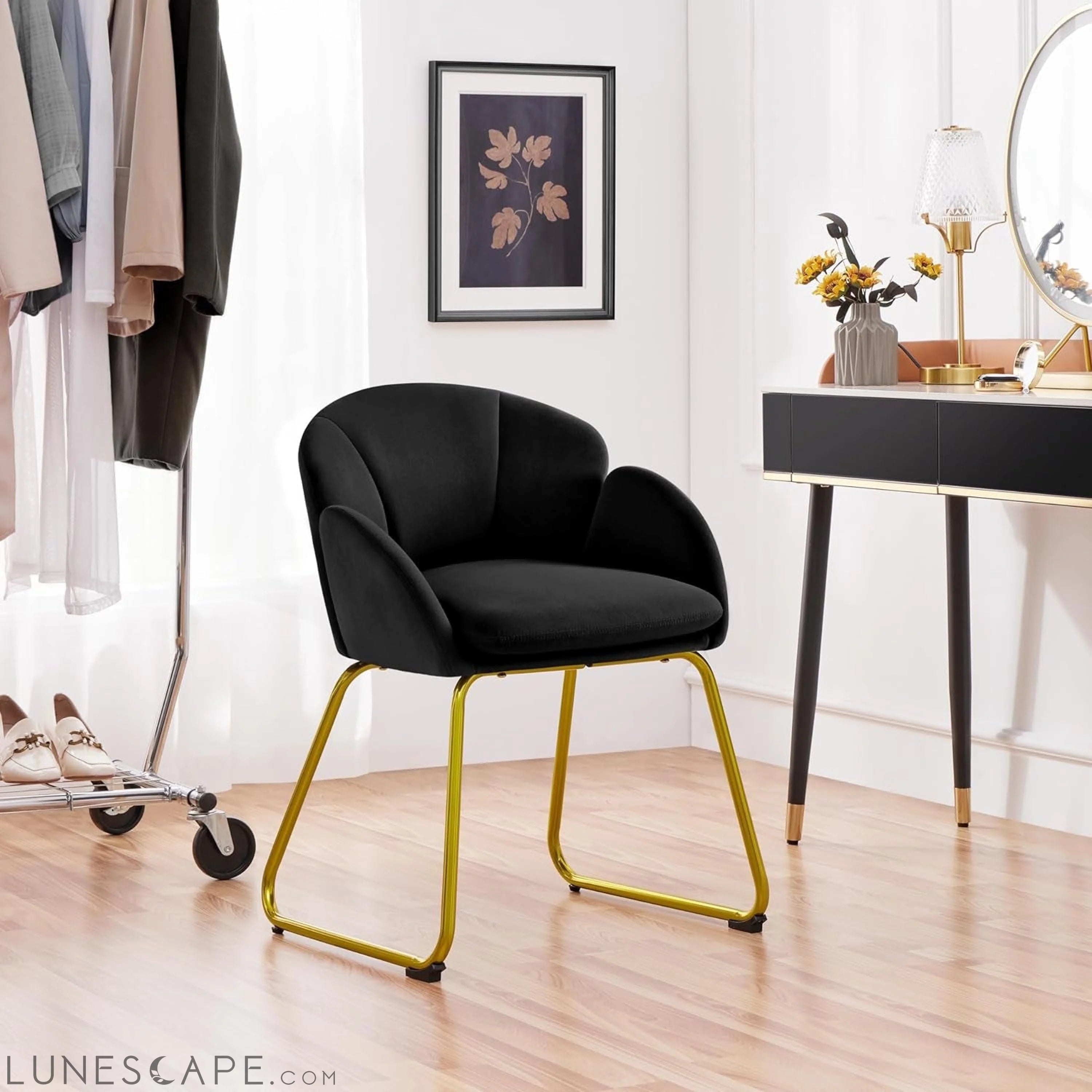 Modern Velvet Armchair, Flower Shaped Makeup Chair Vanity Chair with LUNESCAPE