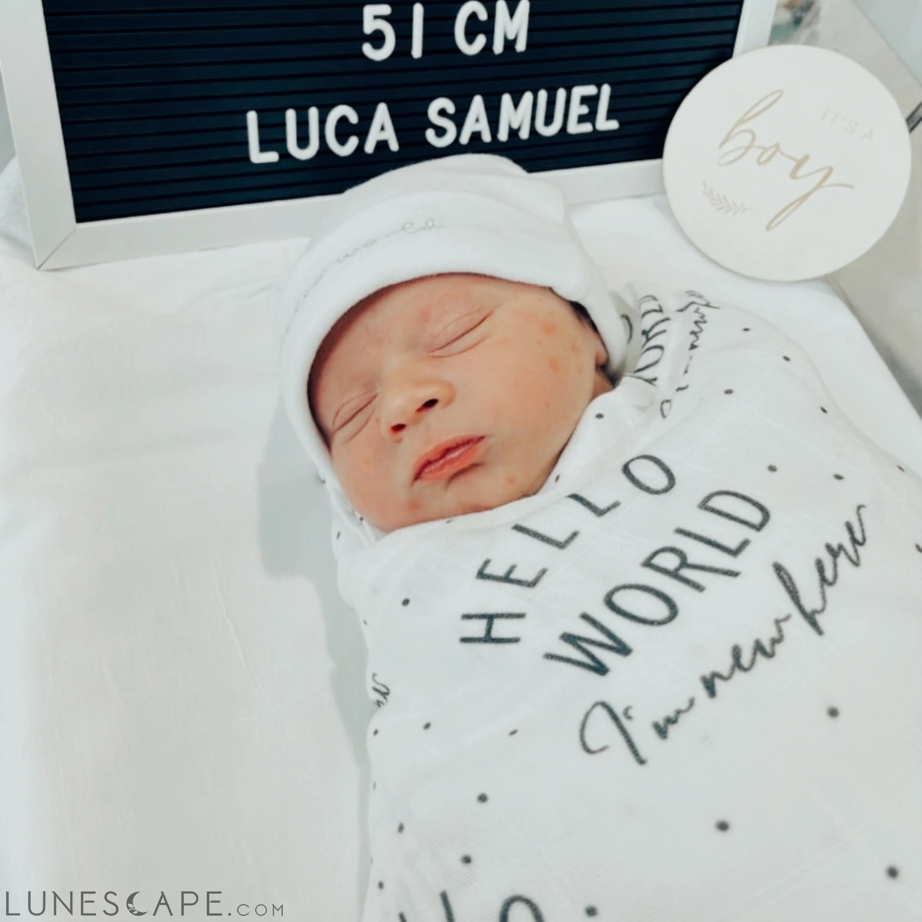 Muslin Swaddle Baby Blanket - Hello World - Signature Collection - 120x120cm LUNESCAPE