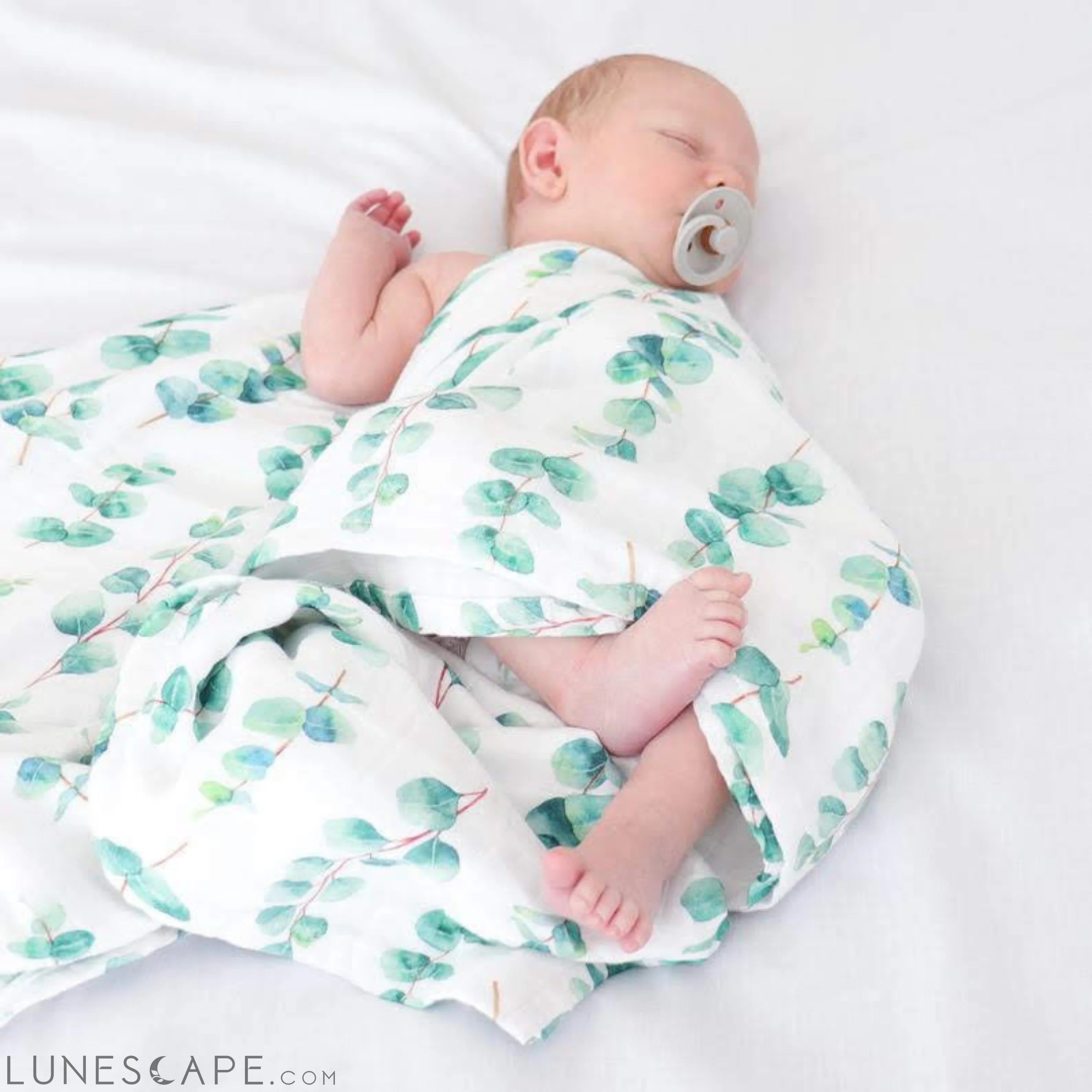 Muslin Swaddle Baby Blanket X-Large 120x120cm Eucalyptus LUNESCAPE