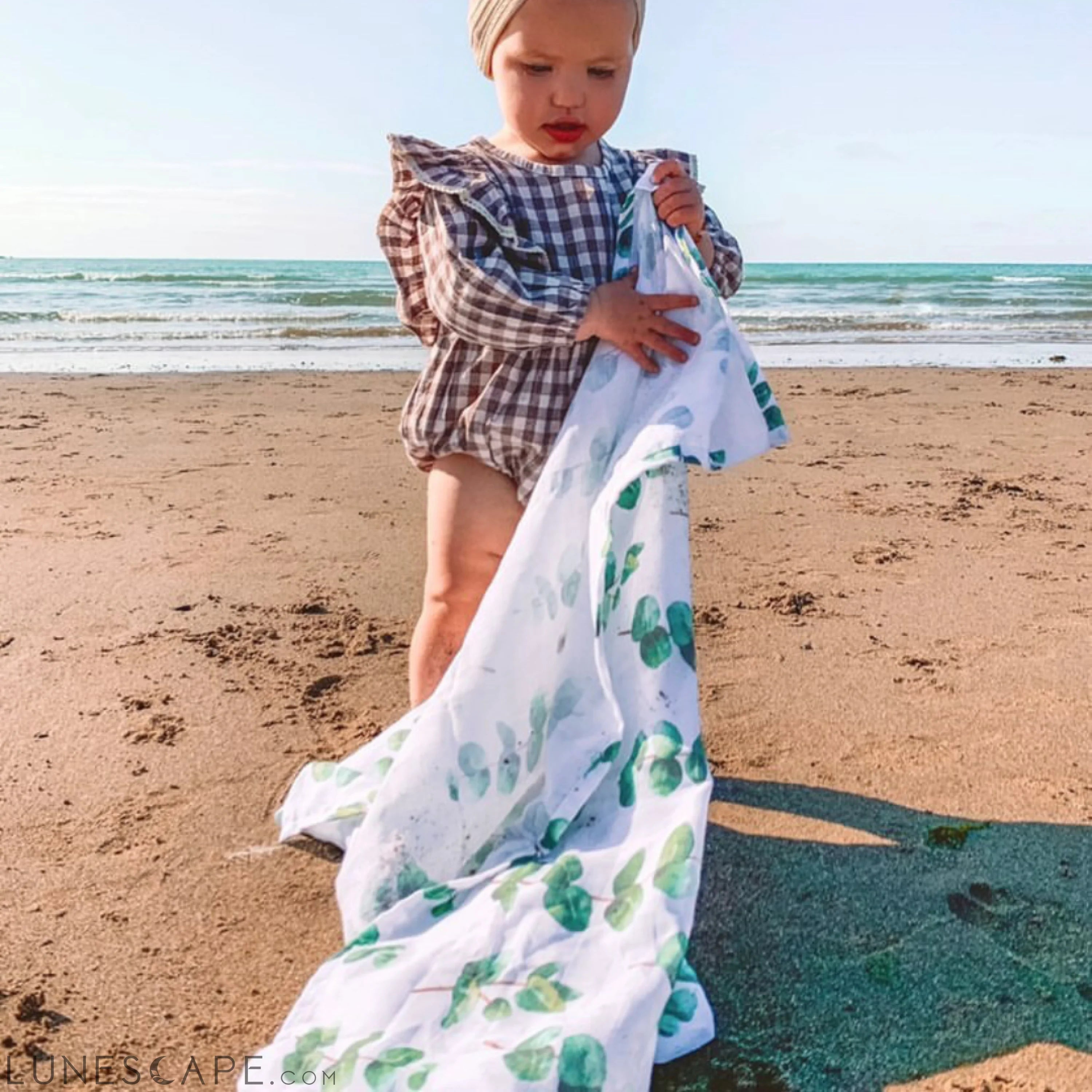 Muslin Swaddle Baby Blanket X-Large 120x120cm Eucalyptus LUNESCAPE