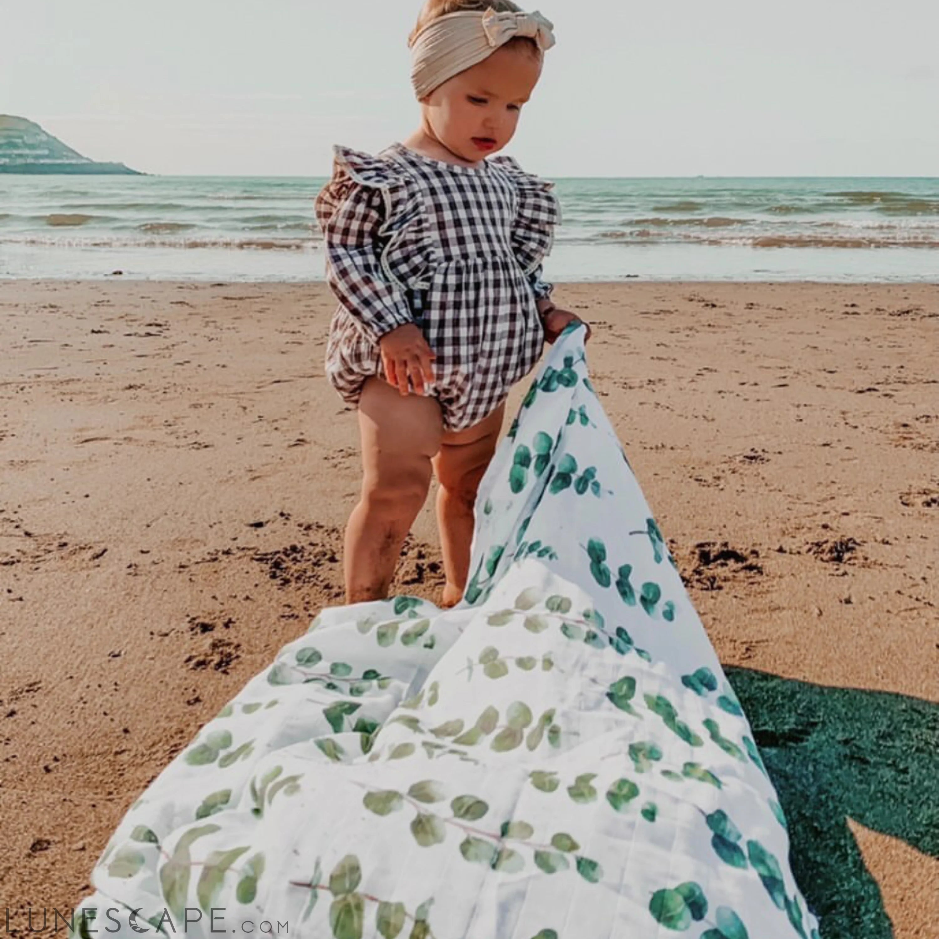 Muslin Swaddle Baby Blanket X-Large 120x120cm Eucalyptus LUNESCAPE