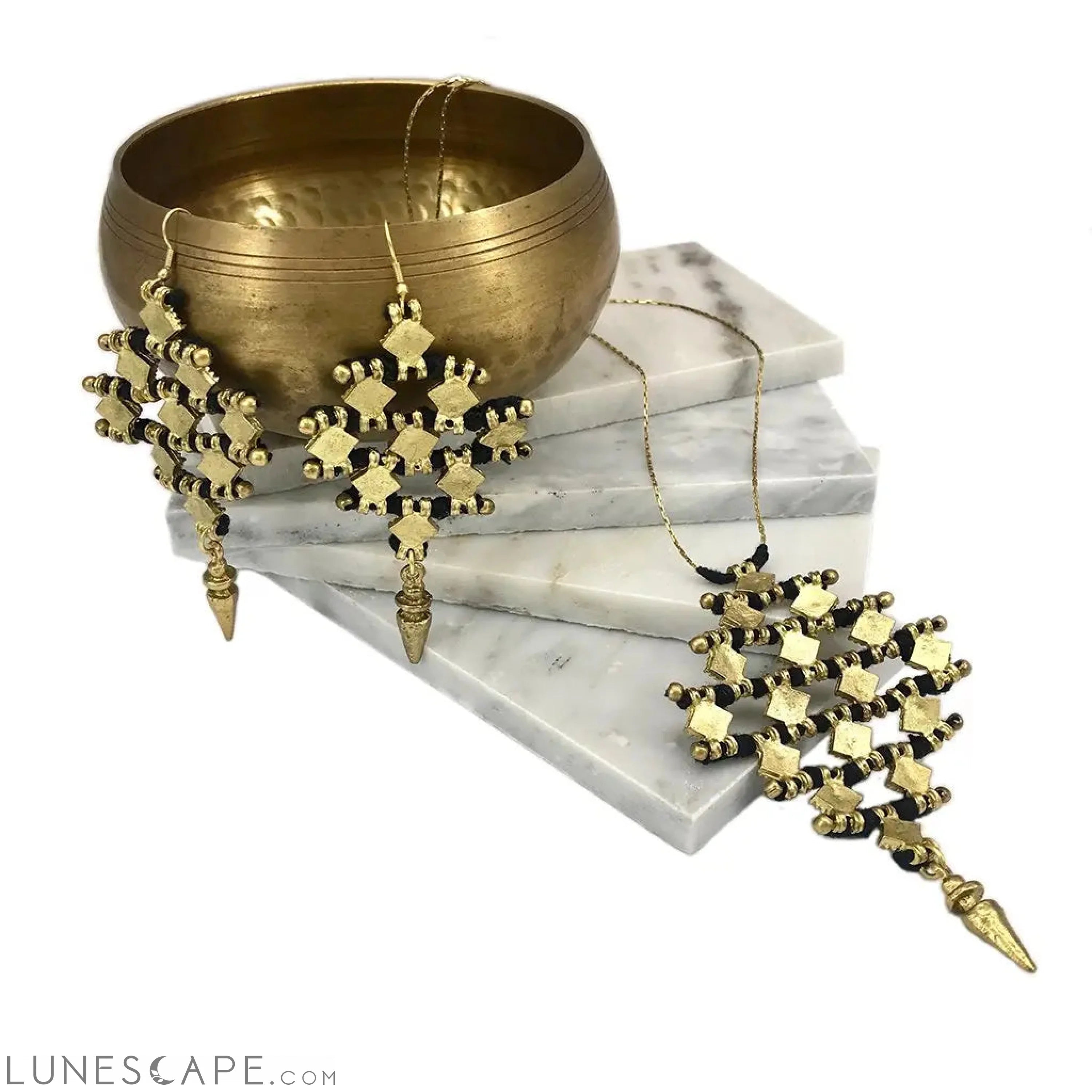 Nadu Tribal Necklace LUNESCAPE