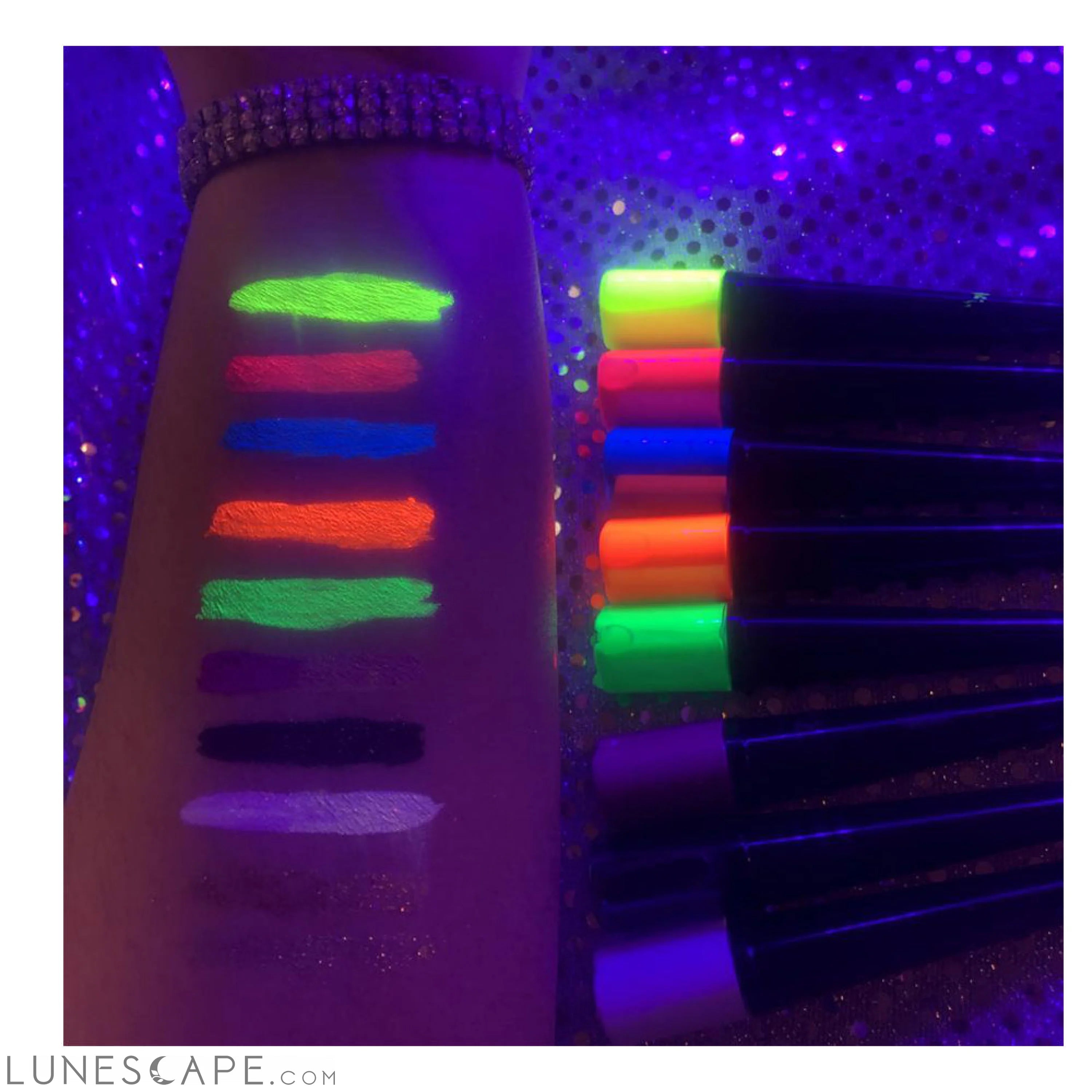 Neon Blue Liquid Eyeliner - Water-proof, Smudge-proof, Long-lasting LUNESCAPE