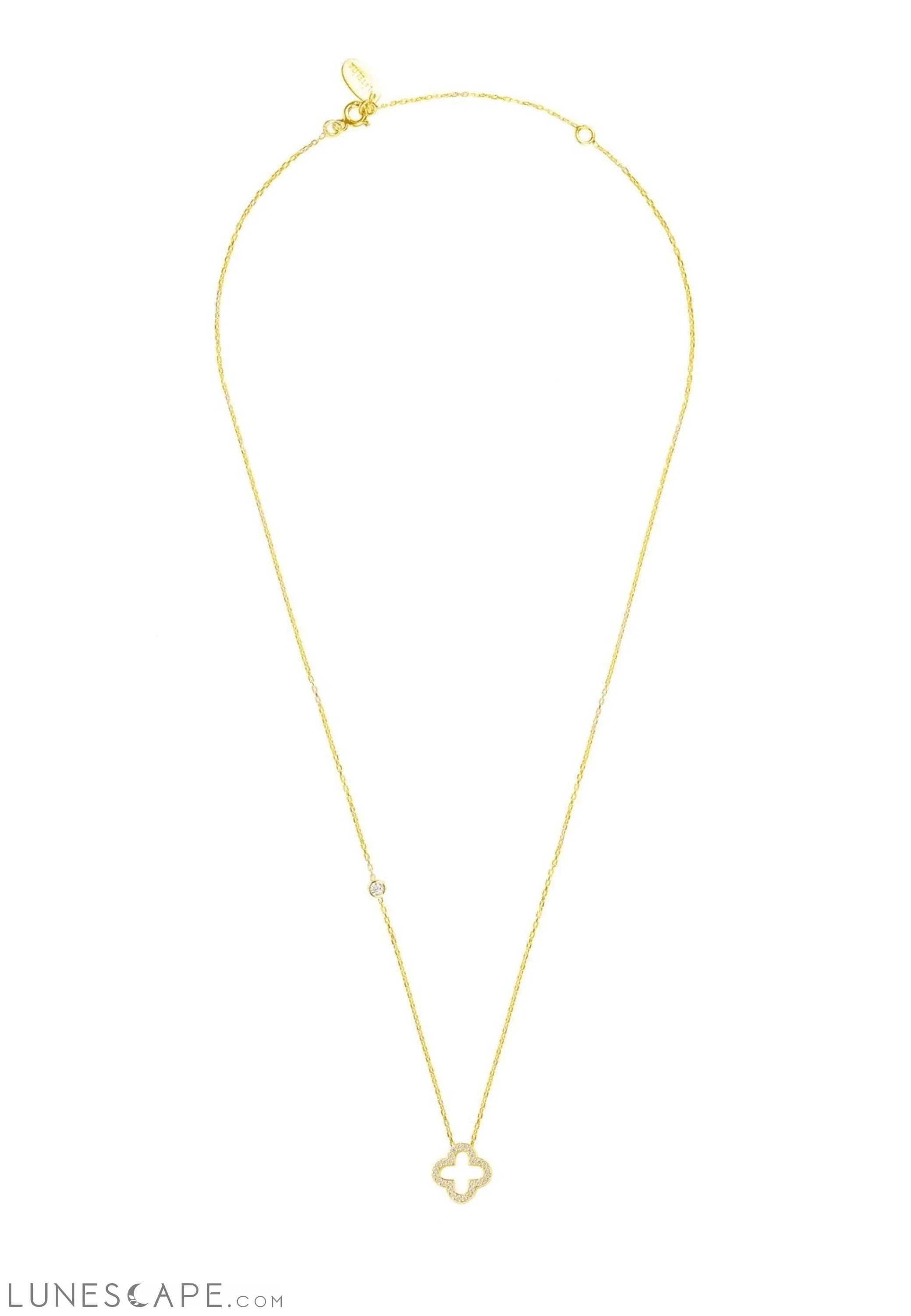 Open Clover Pendant Necklace LUNESCAPE