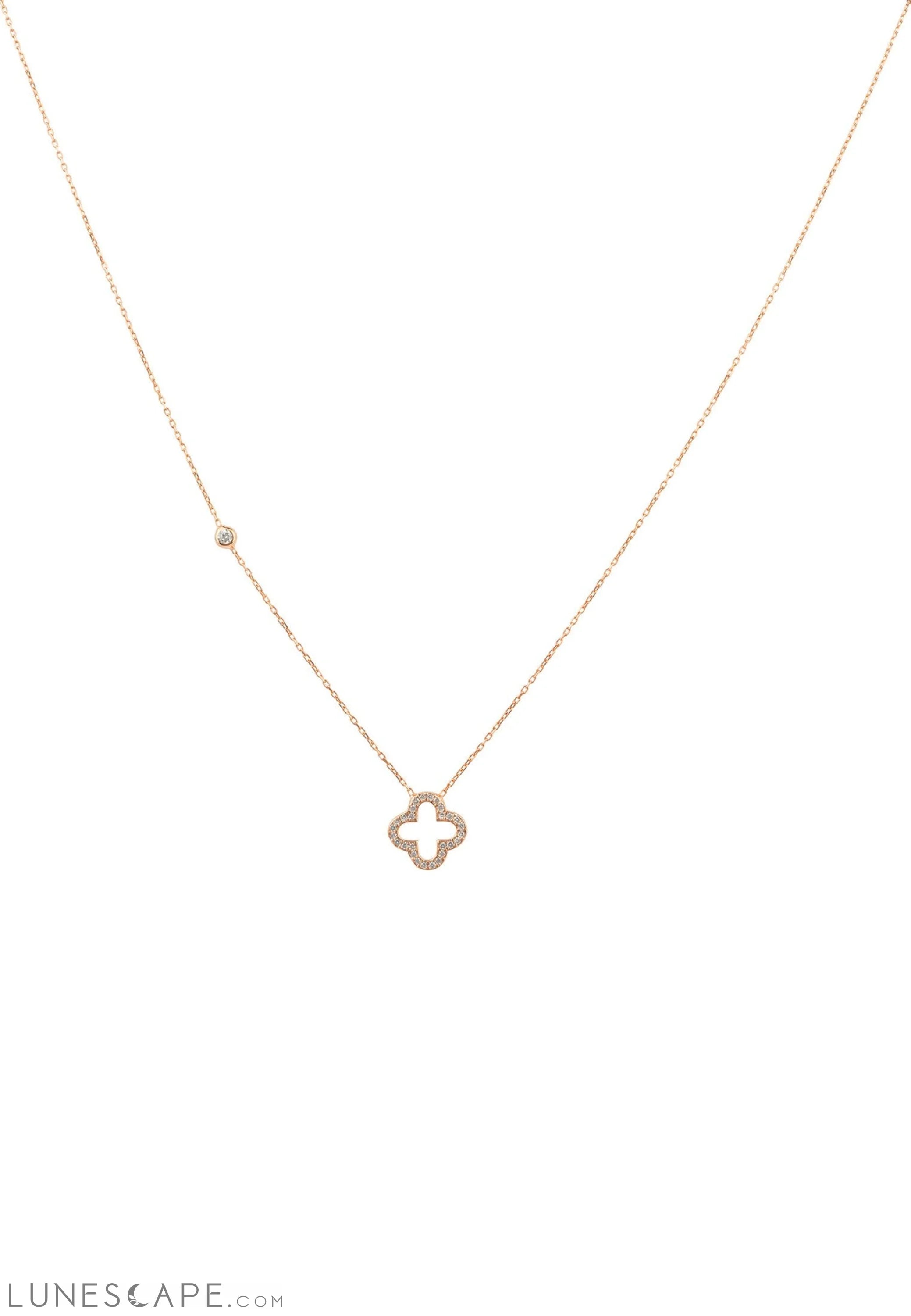 Open Clover Pendant Necklace LUNESCAPE