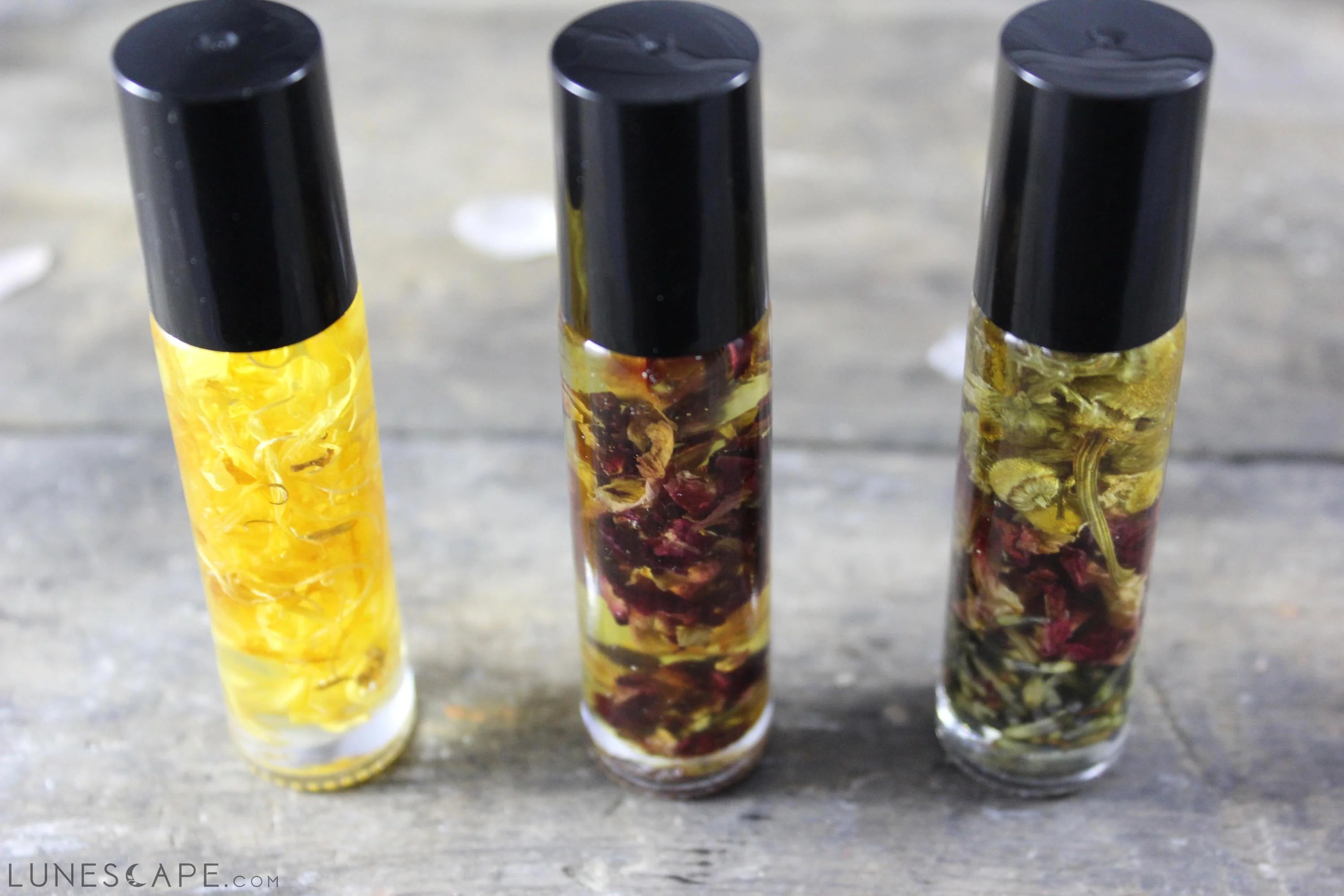 Organic Essential Oil Perfume / Perfume Oil/ Essential Oils / Herbal LUNESCAPE
