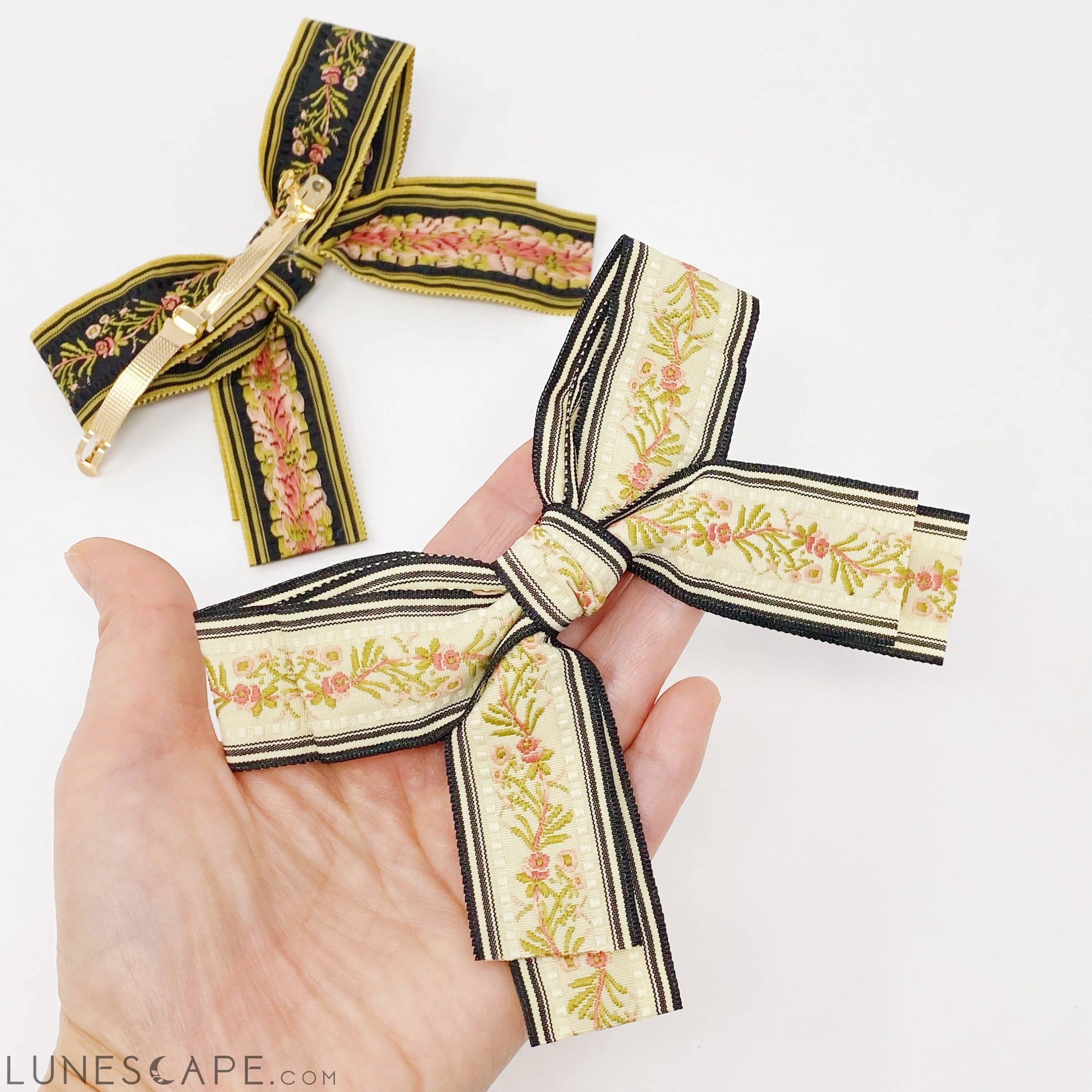 Parisian Embroidered Bow Barrette Set LUNESCAPE
