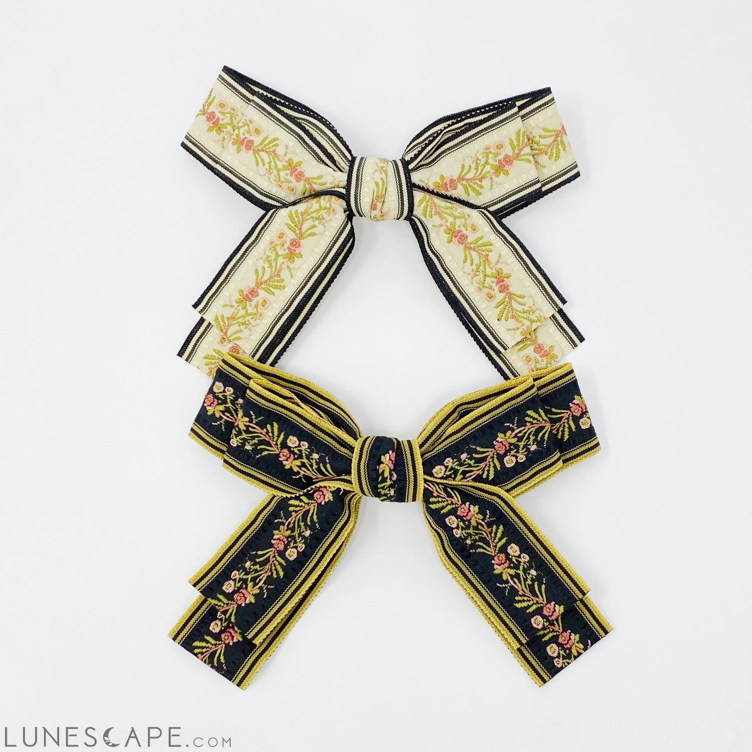 Parisian Embroidered Bow Barrette Set LUNESCAPE