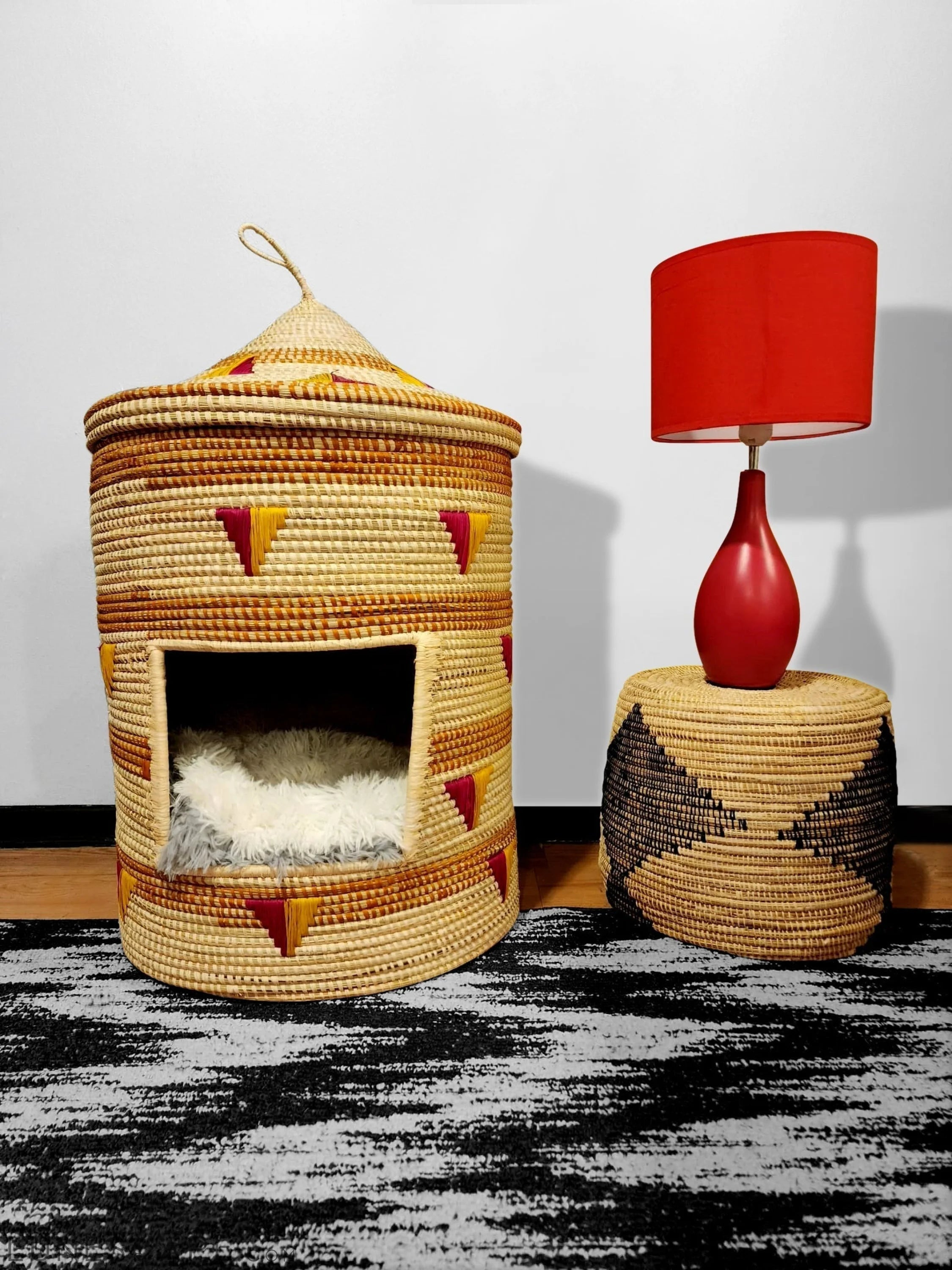 Pemba Eco-Friendly  Cat House LUNESCAPE