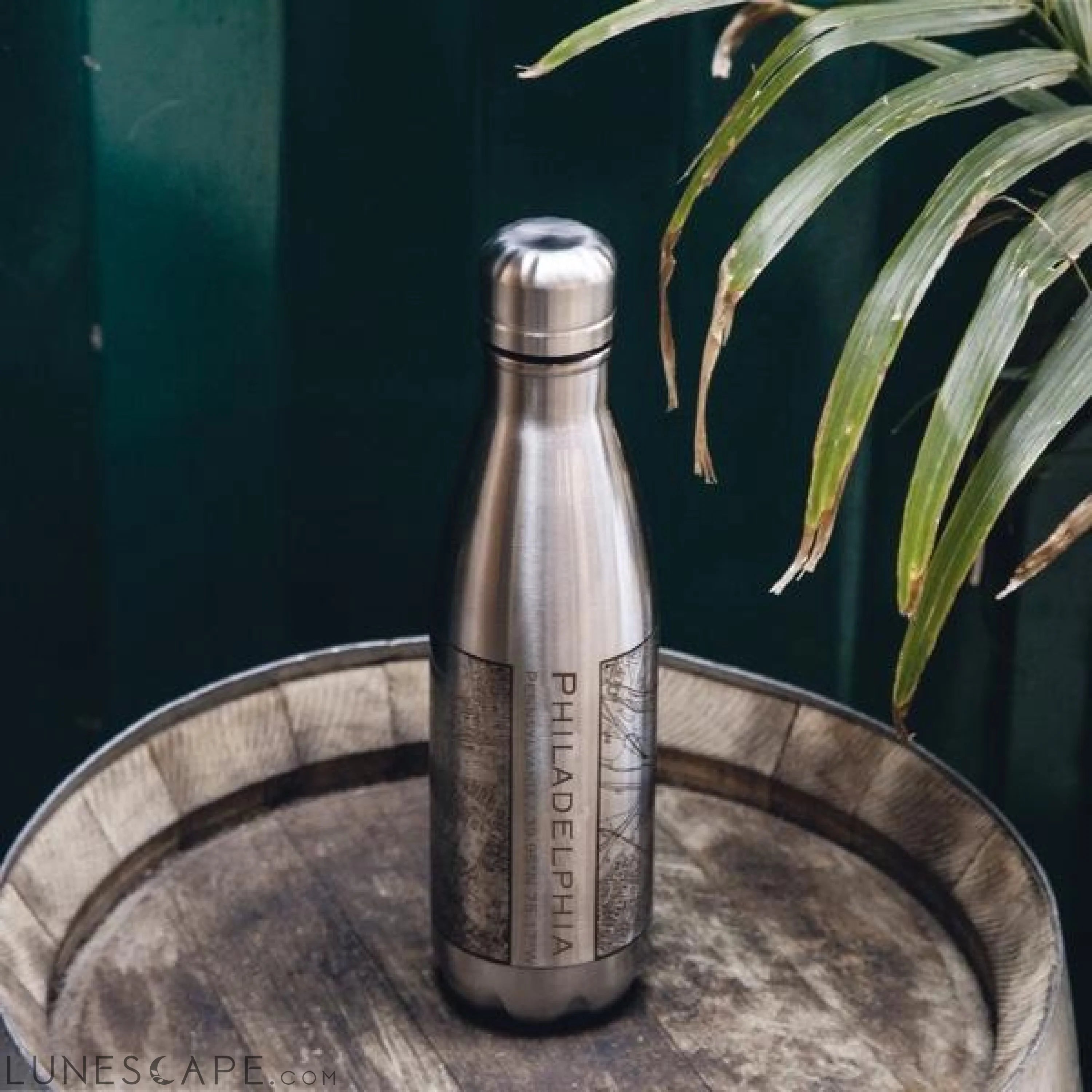 Philadelphia - Pennsylvania Map Insulated Bottle in Matte Black LUNESCAPE
