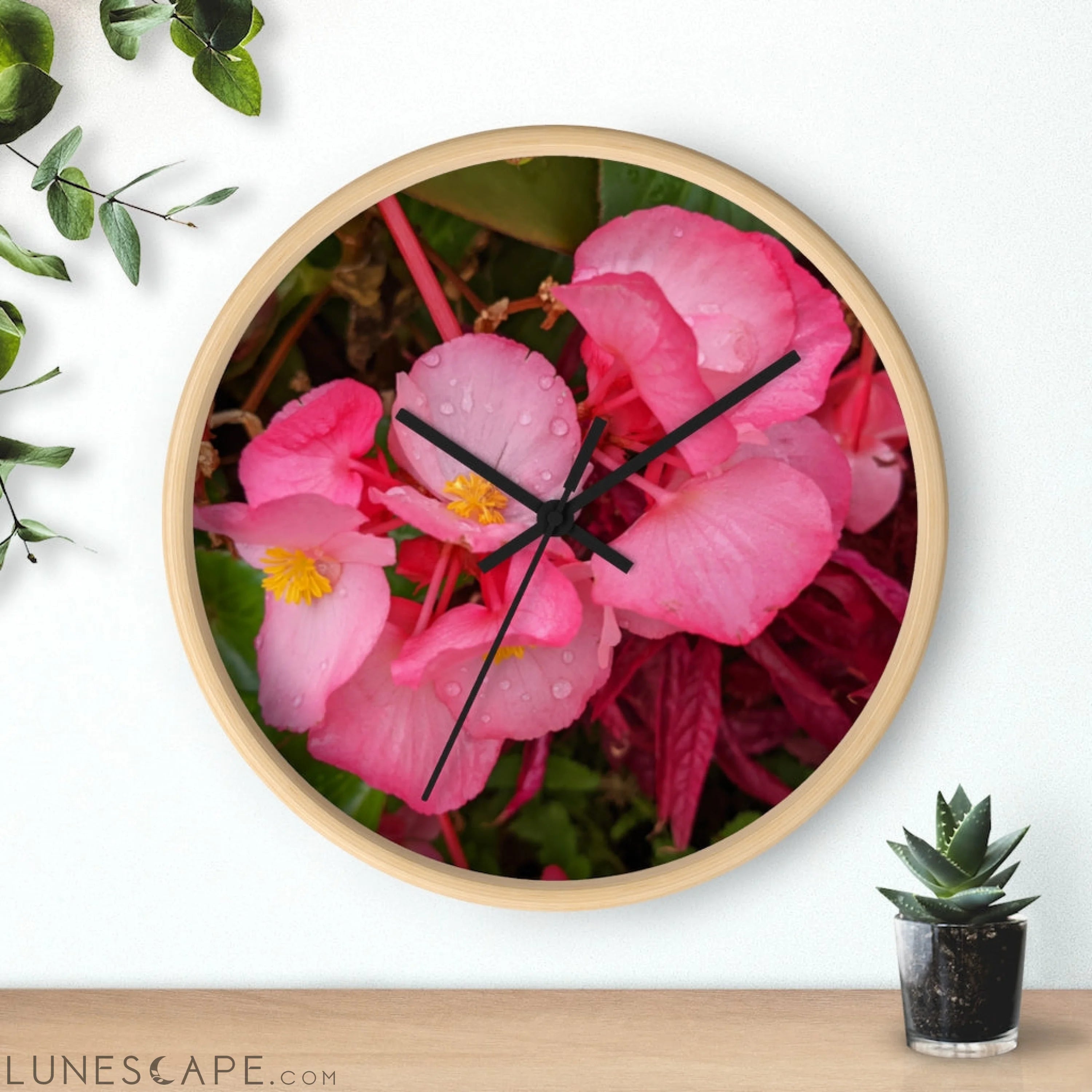 Pink Flowers Wall clock LUNESCAPE