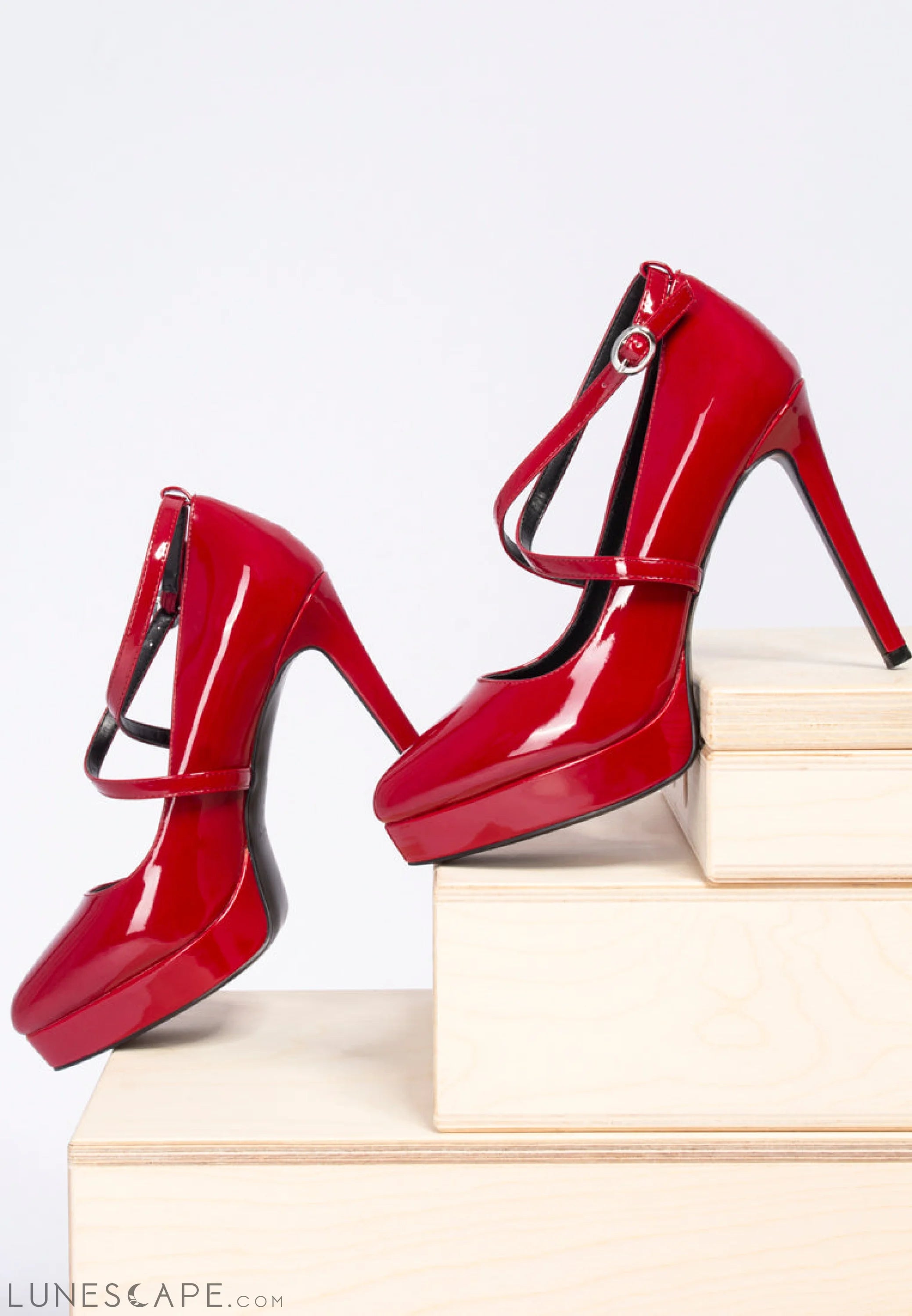 Pixie Dust Patent Faux Leather Cross Strap Pumps LUNESCAPE