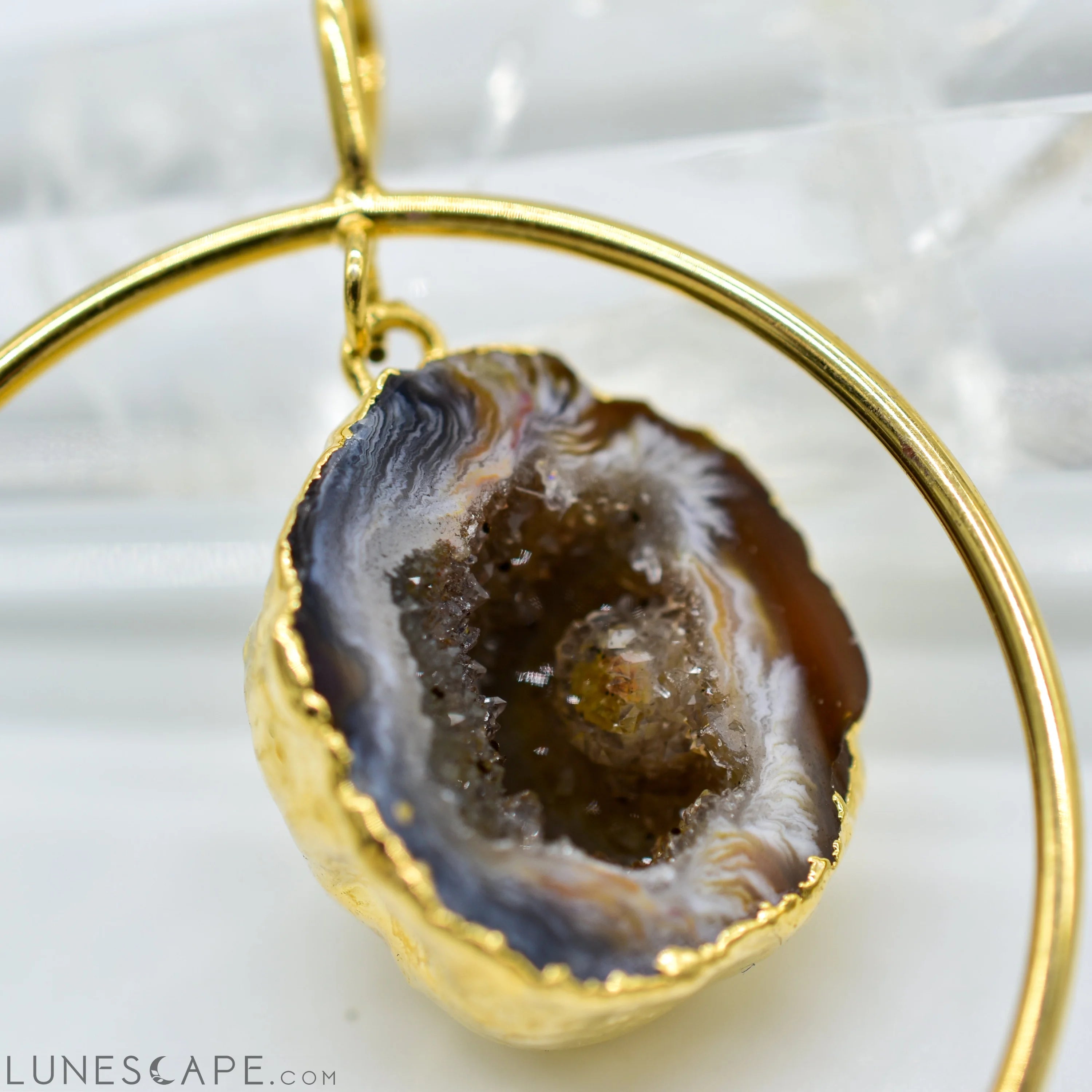 Plated Agate Geodes in Circle Pendant or Necklace LUNESCAPE