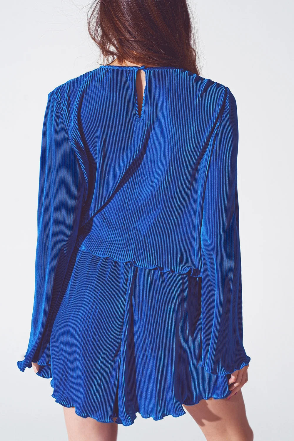 Pleated Round Neck Crop Top in Blue LUNESCAPE
