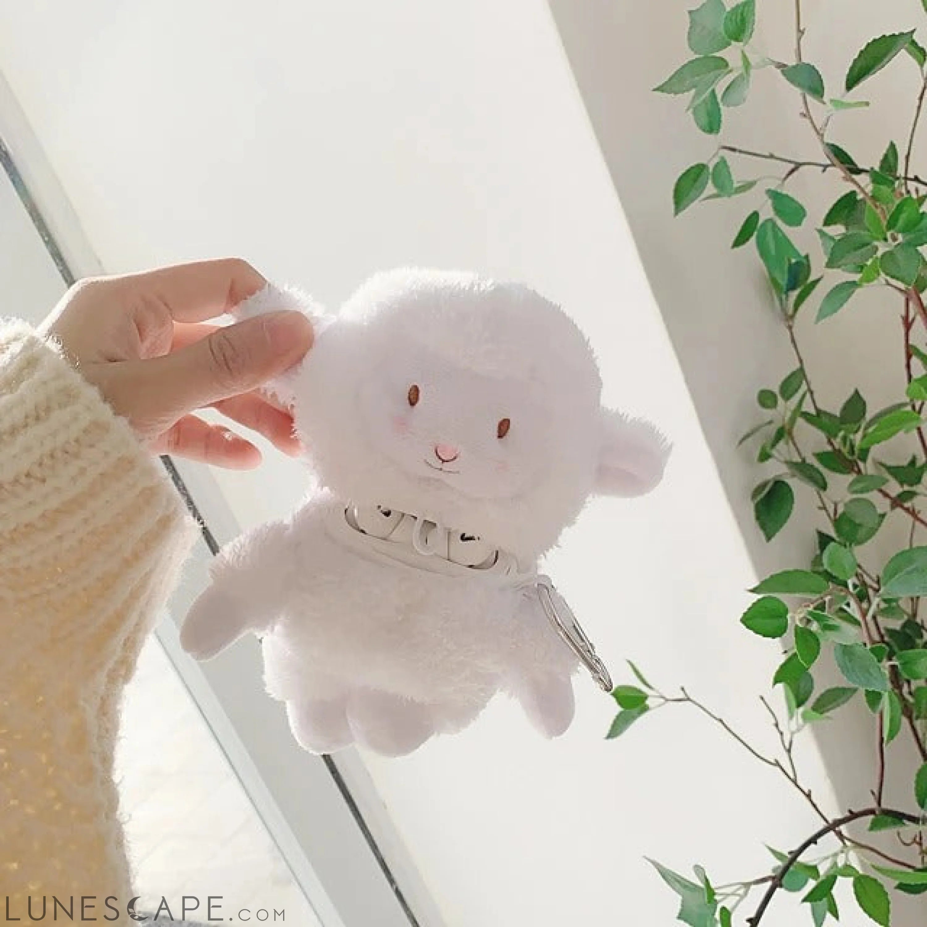 Plush Lamb AirPods Pro Headphone Case LUNESCAPE