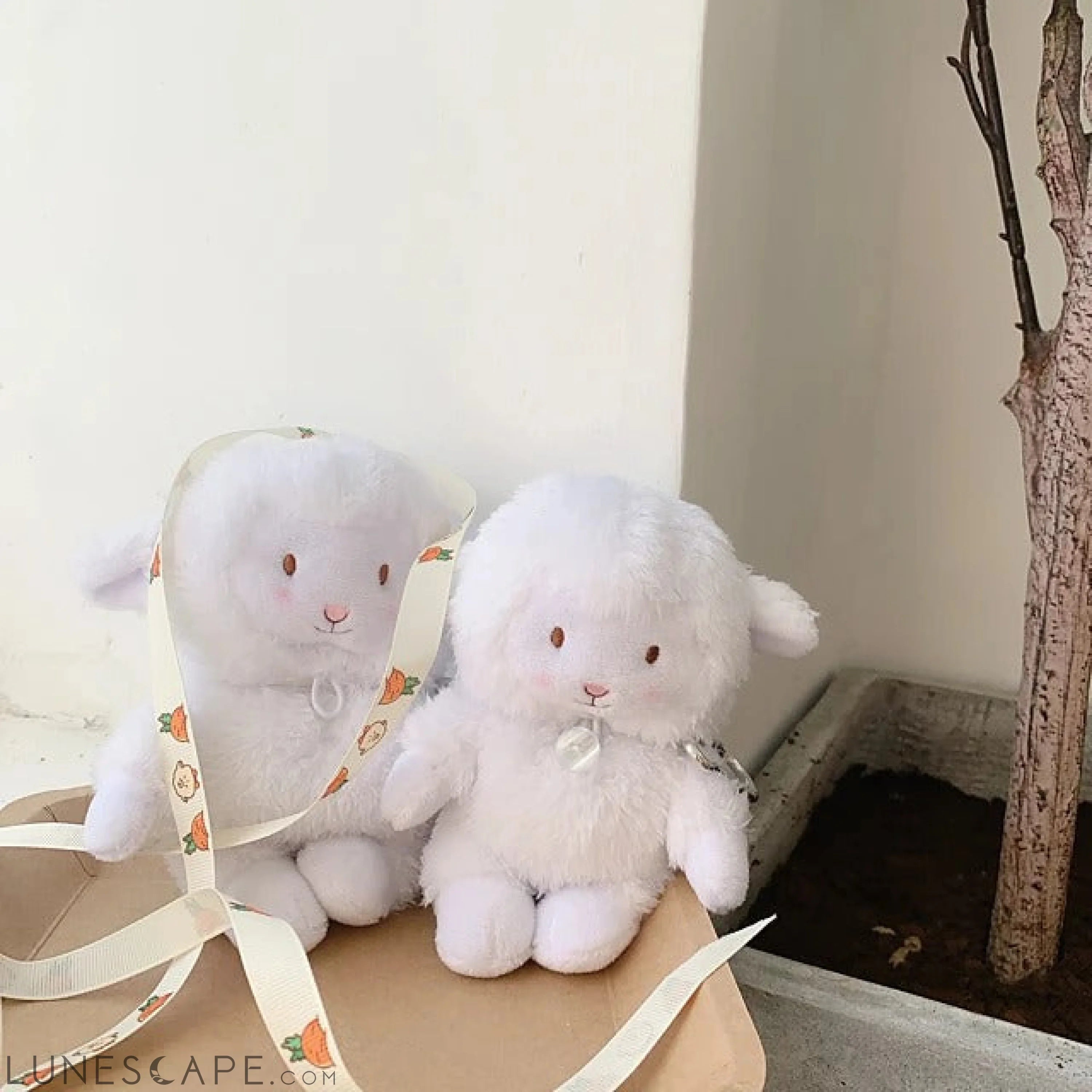 Plush Lamb AirPods Pro Headphone Case LUNESCAPE