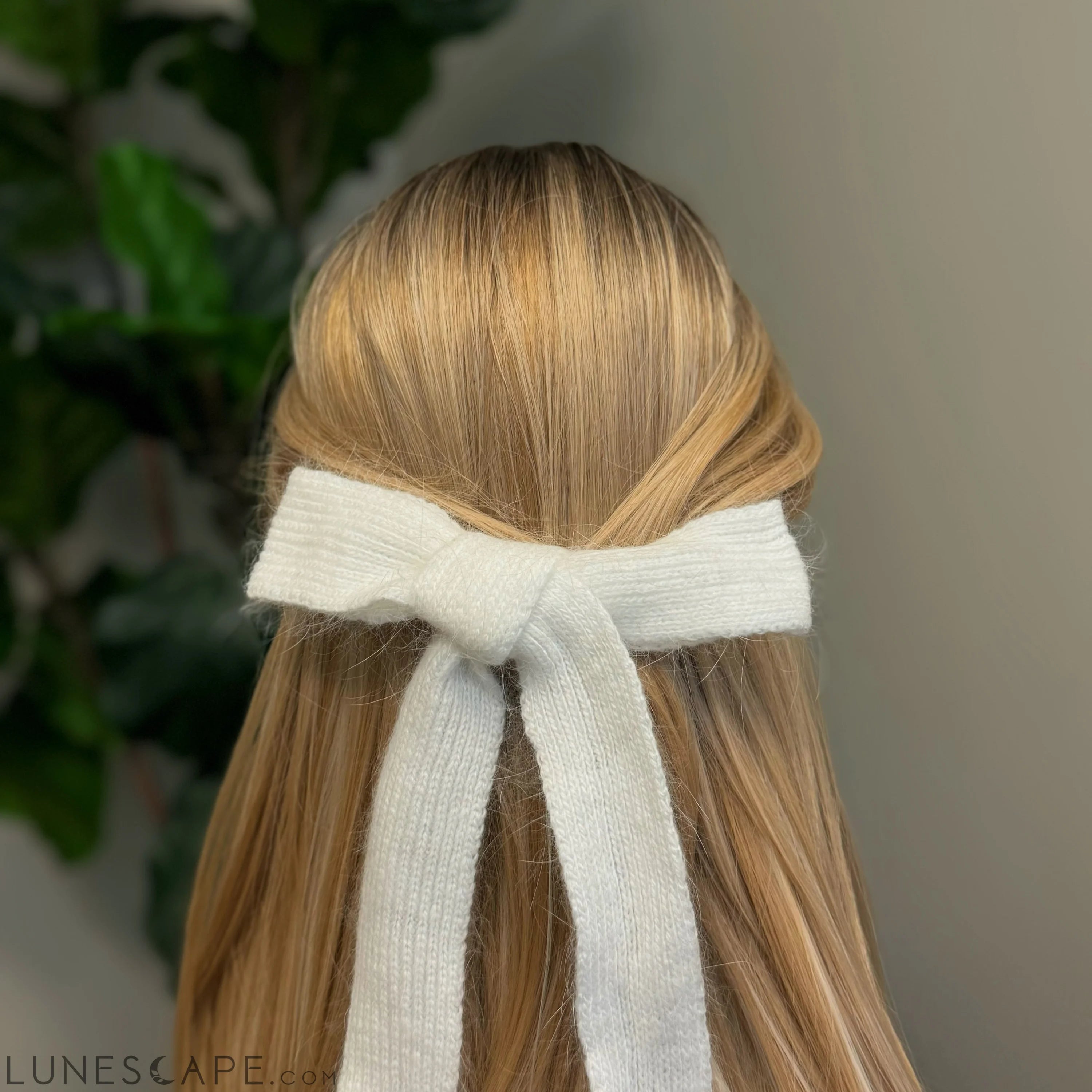 Precious Preppy Yarn Bow Hair Clip LUNESCAPE