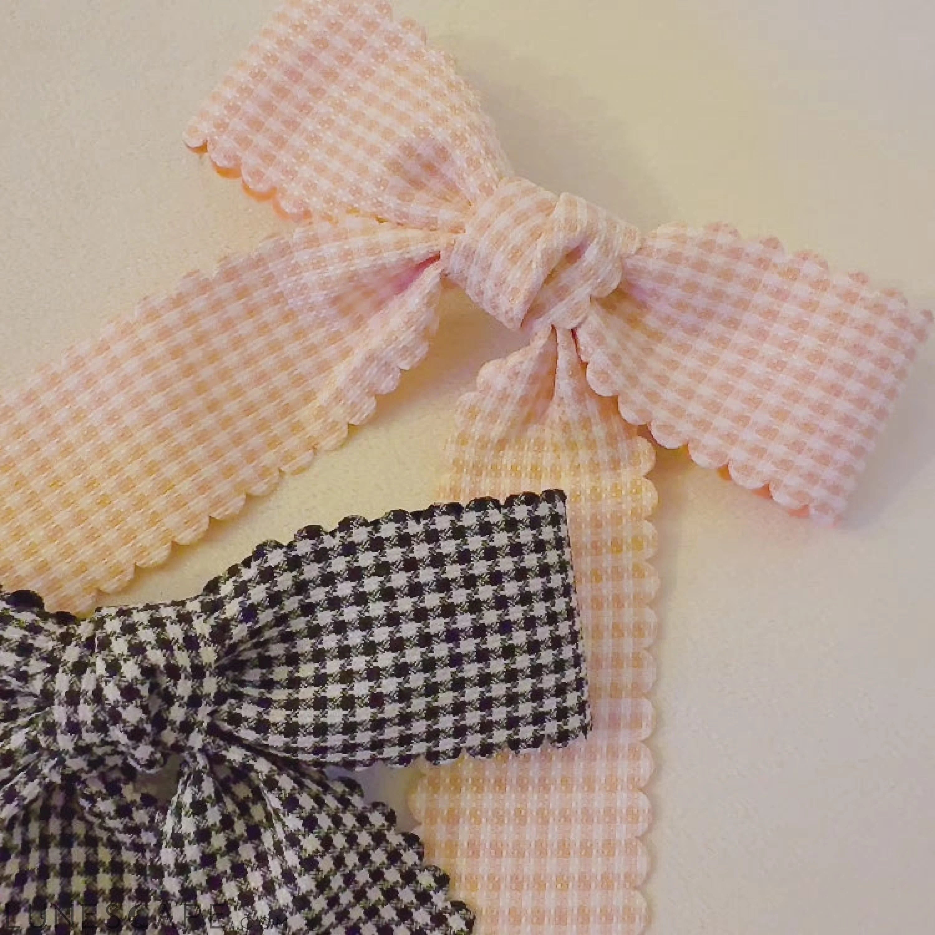 Precious Scallop Edged Bow Hair Clip Set of 2 LUNESCAPE