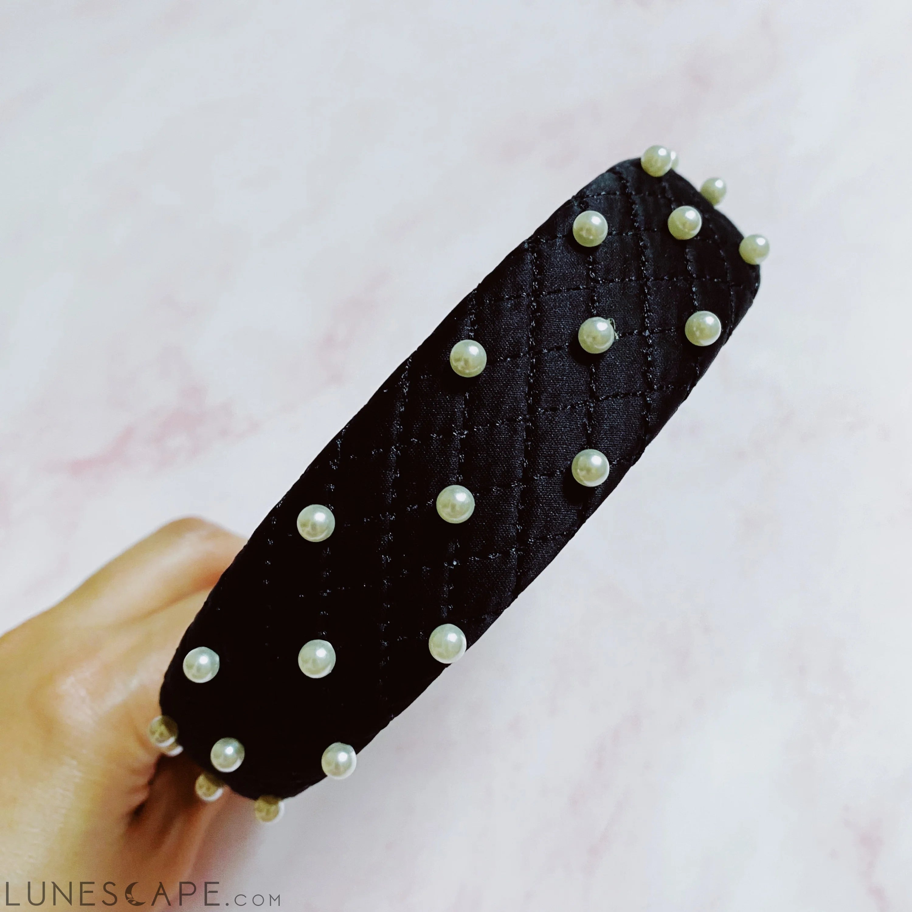 Quilted Elegance Pearl Headband LUNESCAPE