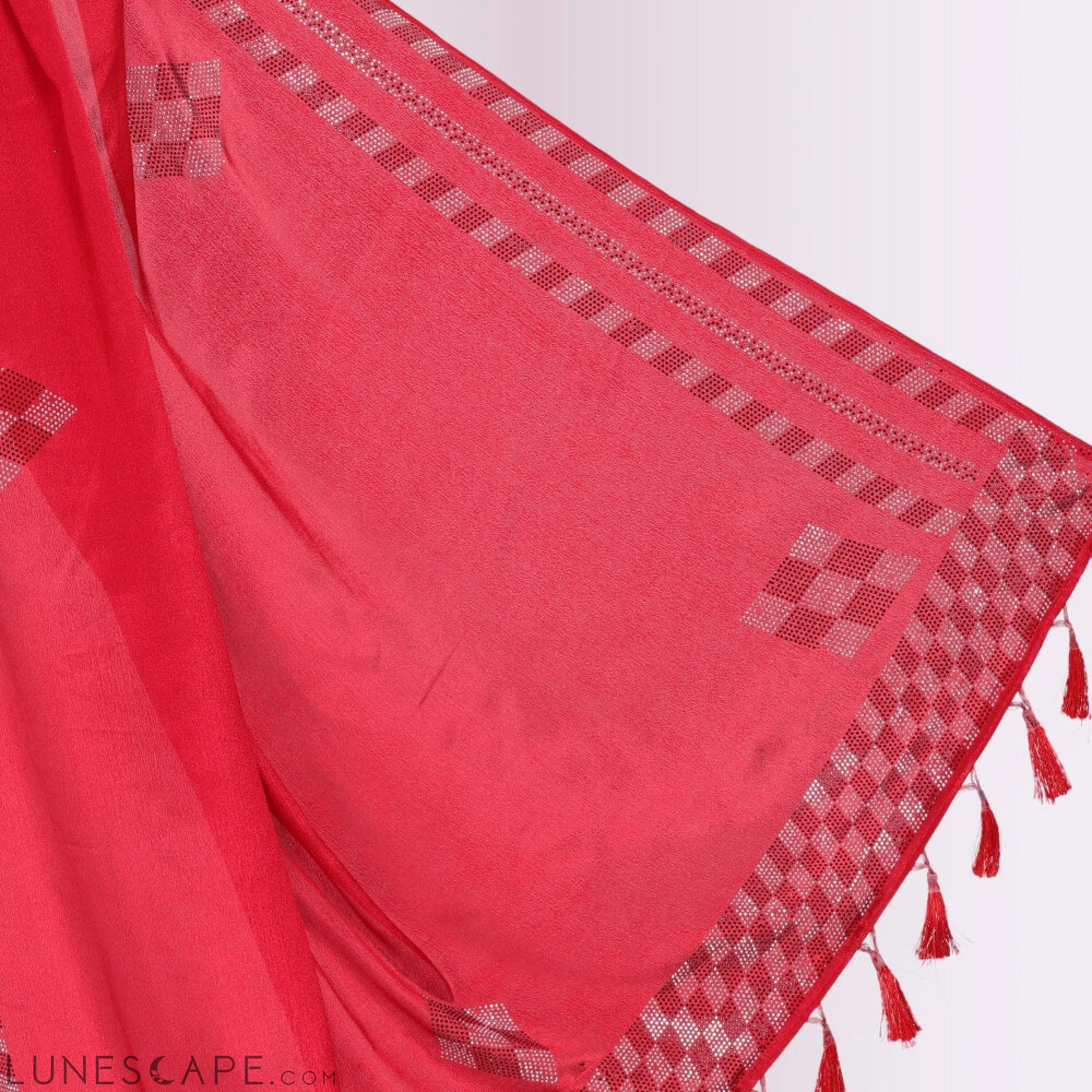 Red Color Modern Saree LUNESCAPE