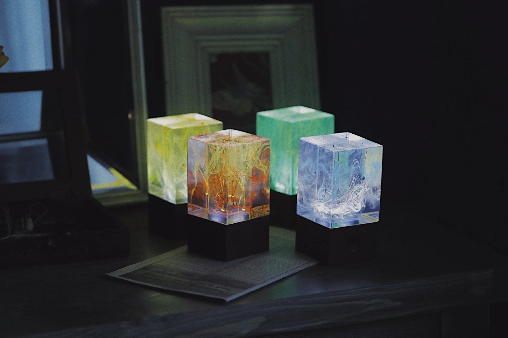 Resin table decor - Solar LUNESCAPE