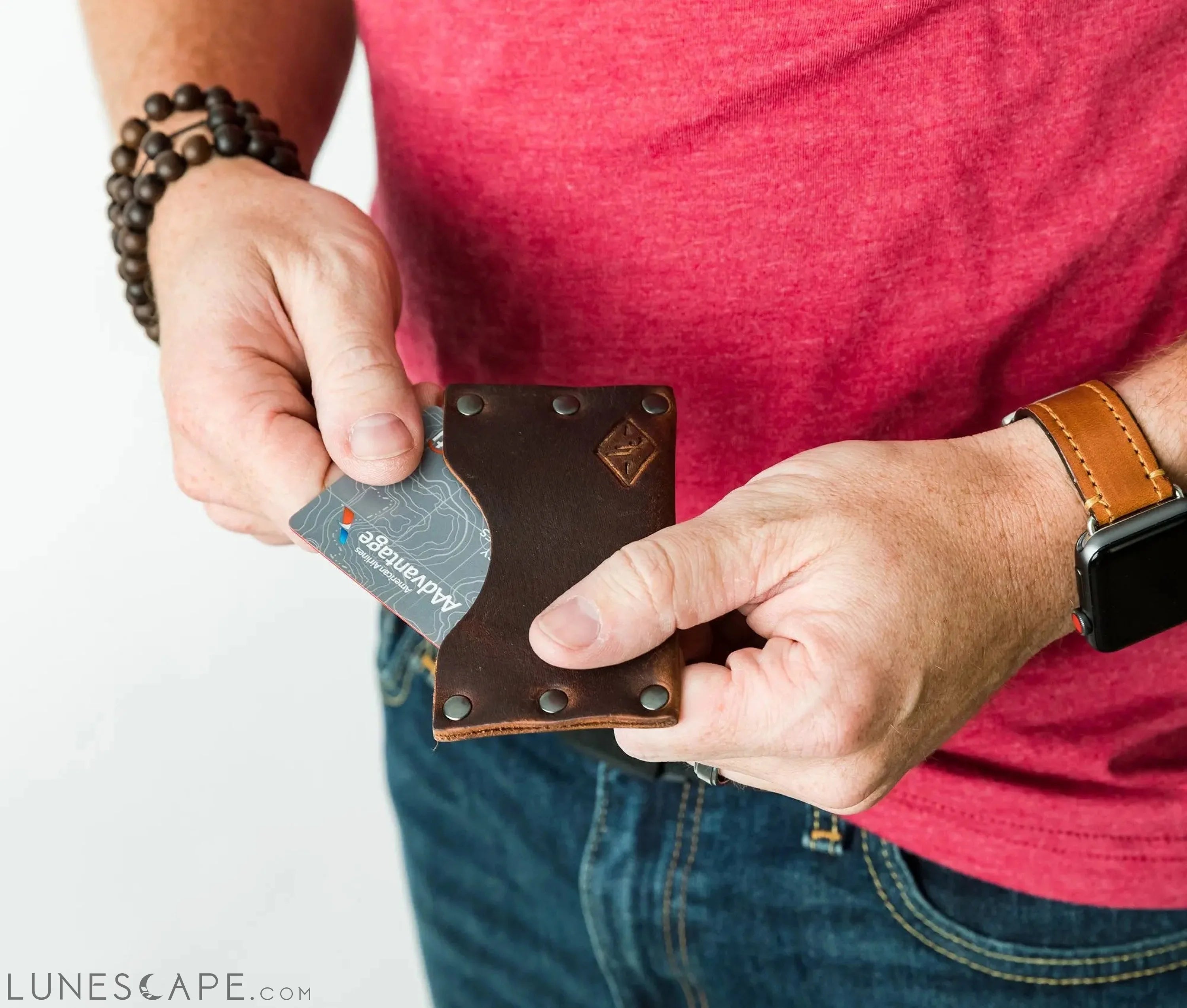 Rivet Wallet LUNESCAPE