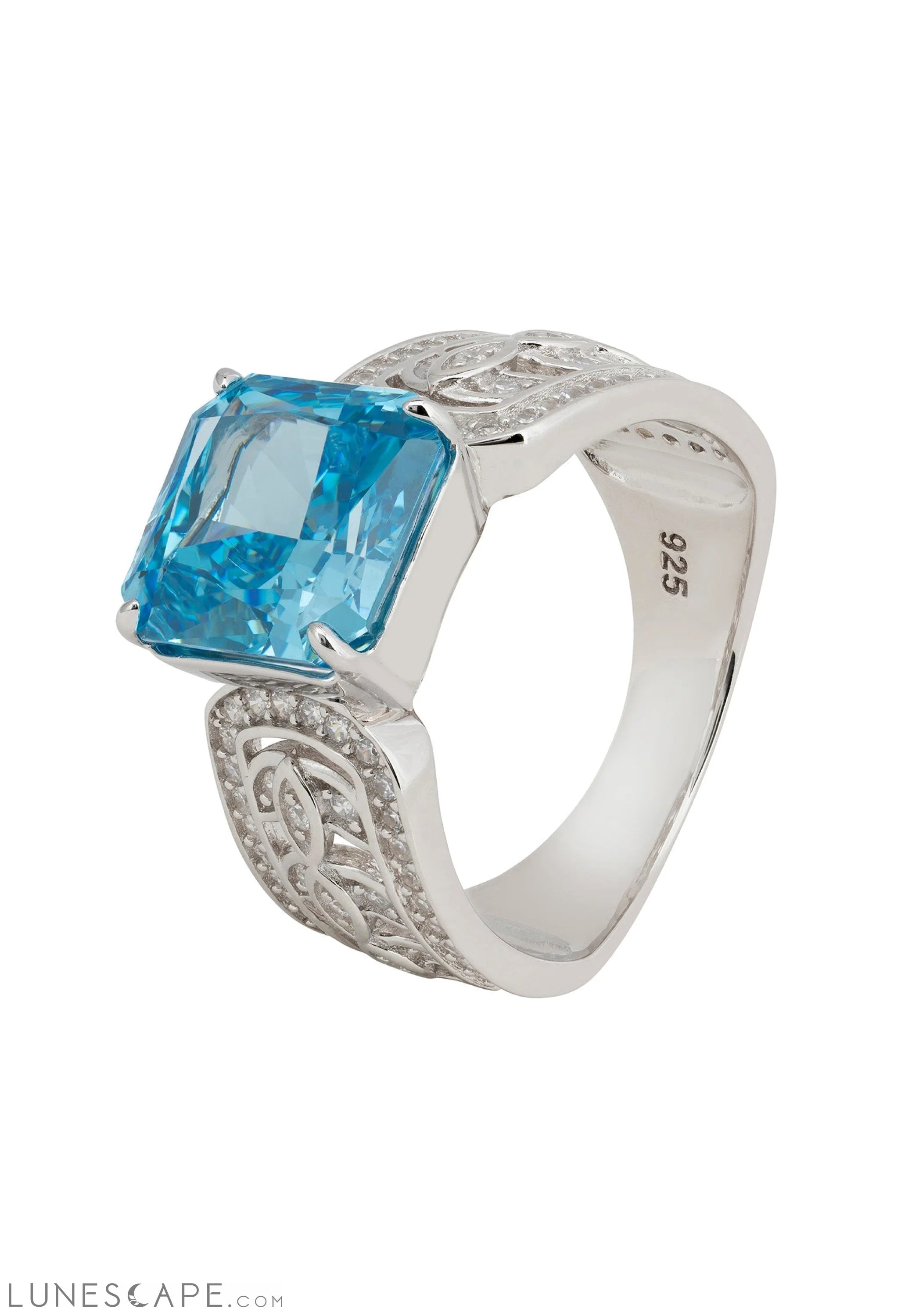 Rowena Cocktail Ring Blue Topaz Silver LUNESCAPE
