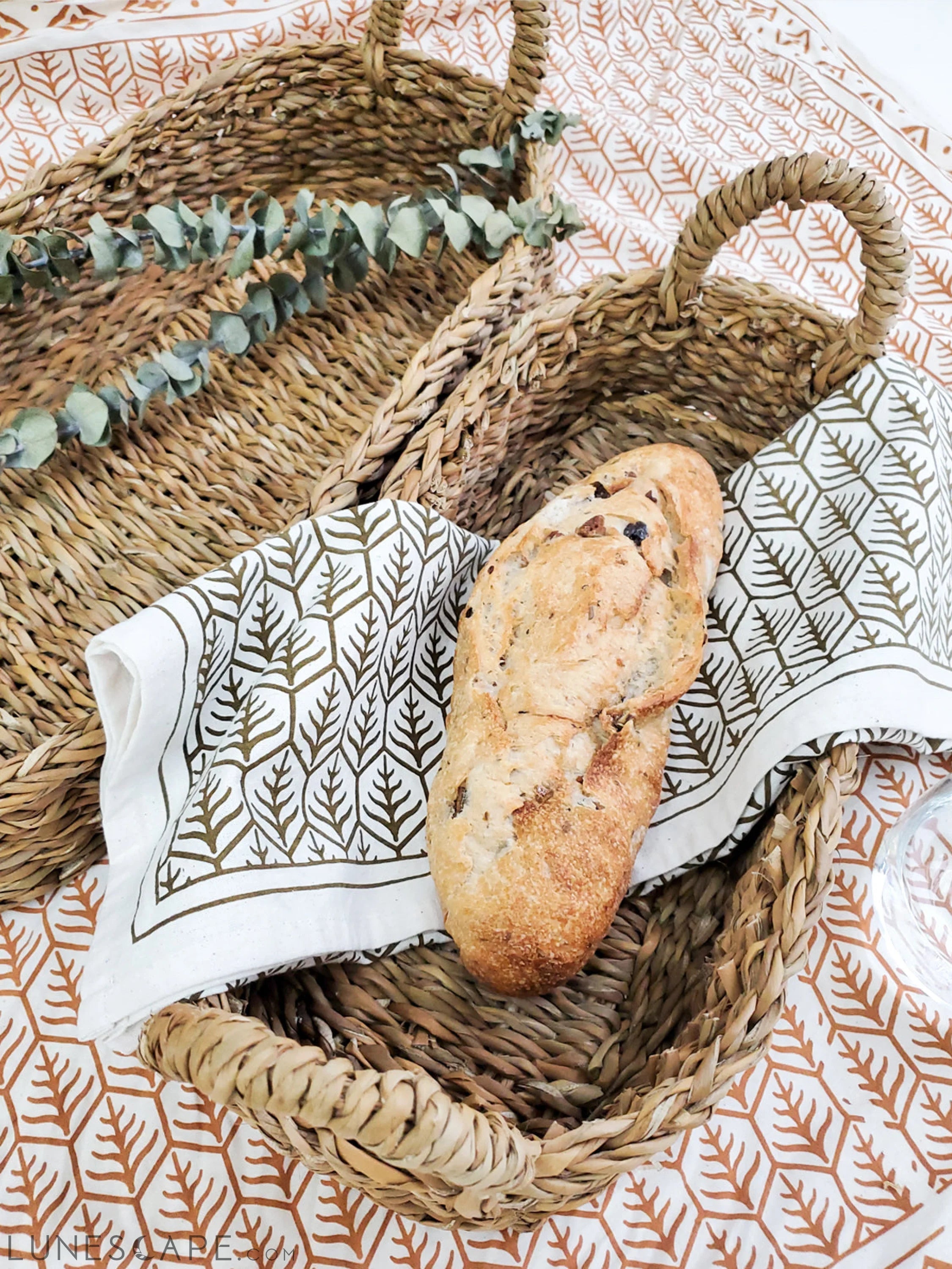 Savar Bread Basket with Natural Handle LUNESCAPE