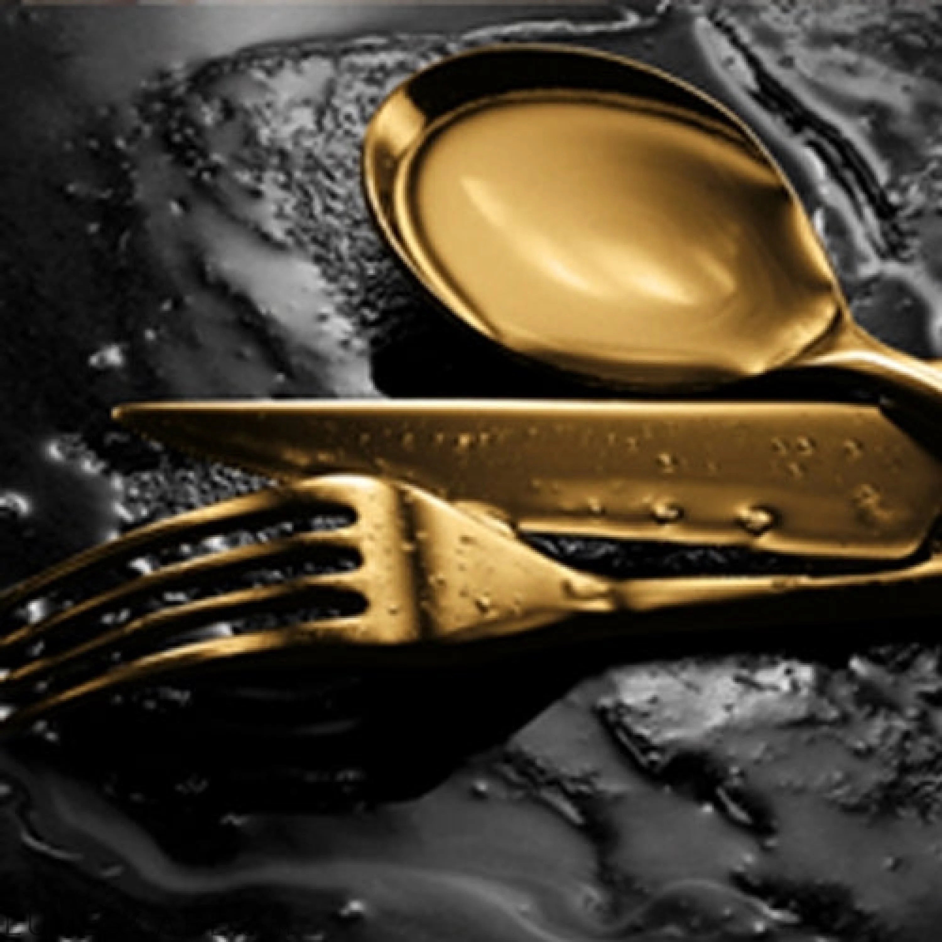 Serving Set (Fork and Spoon) LINEA ICE ORO LUNESCAPE