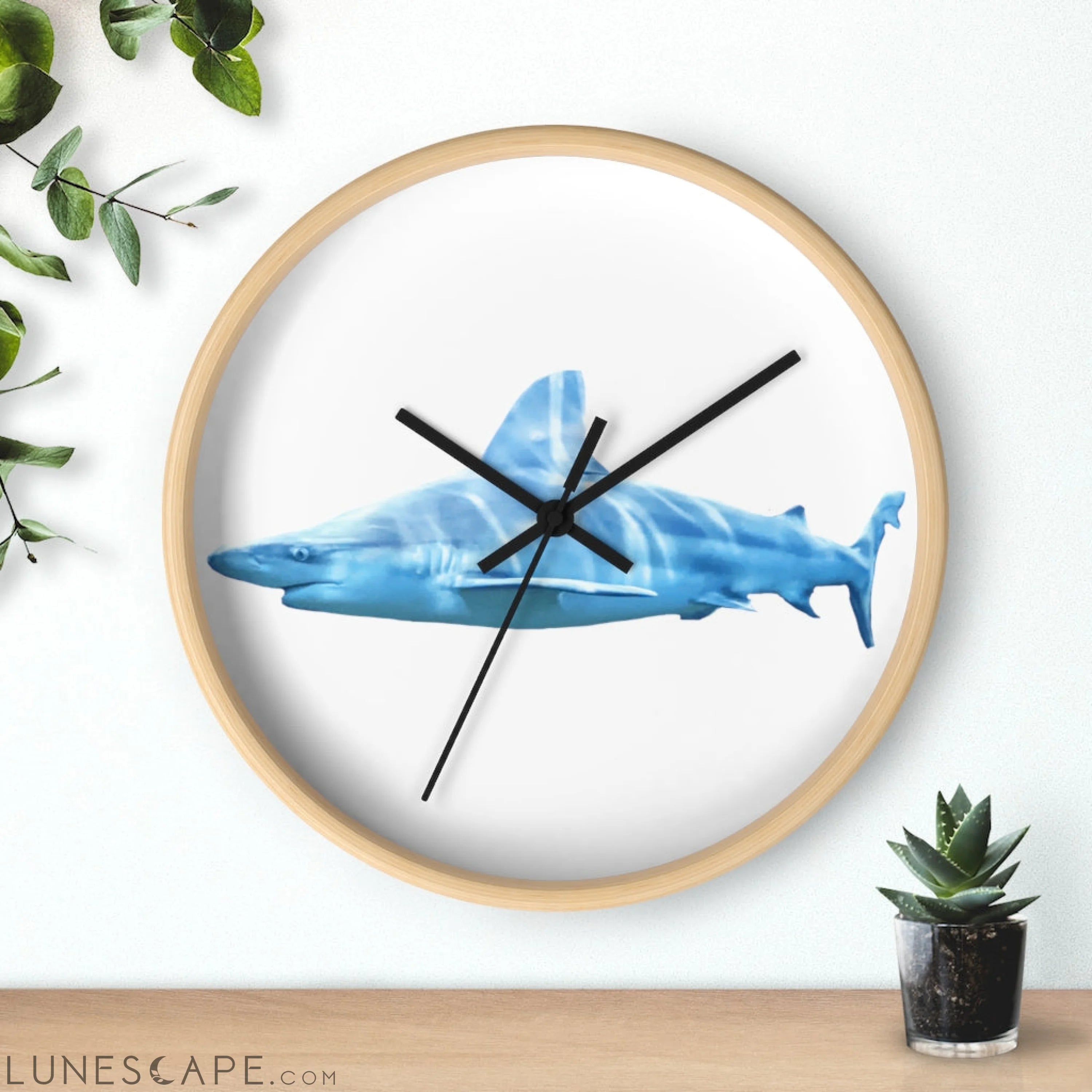 Shark Wall clock LUNESCAPE