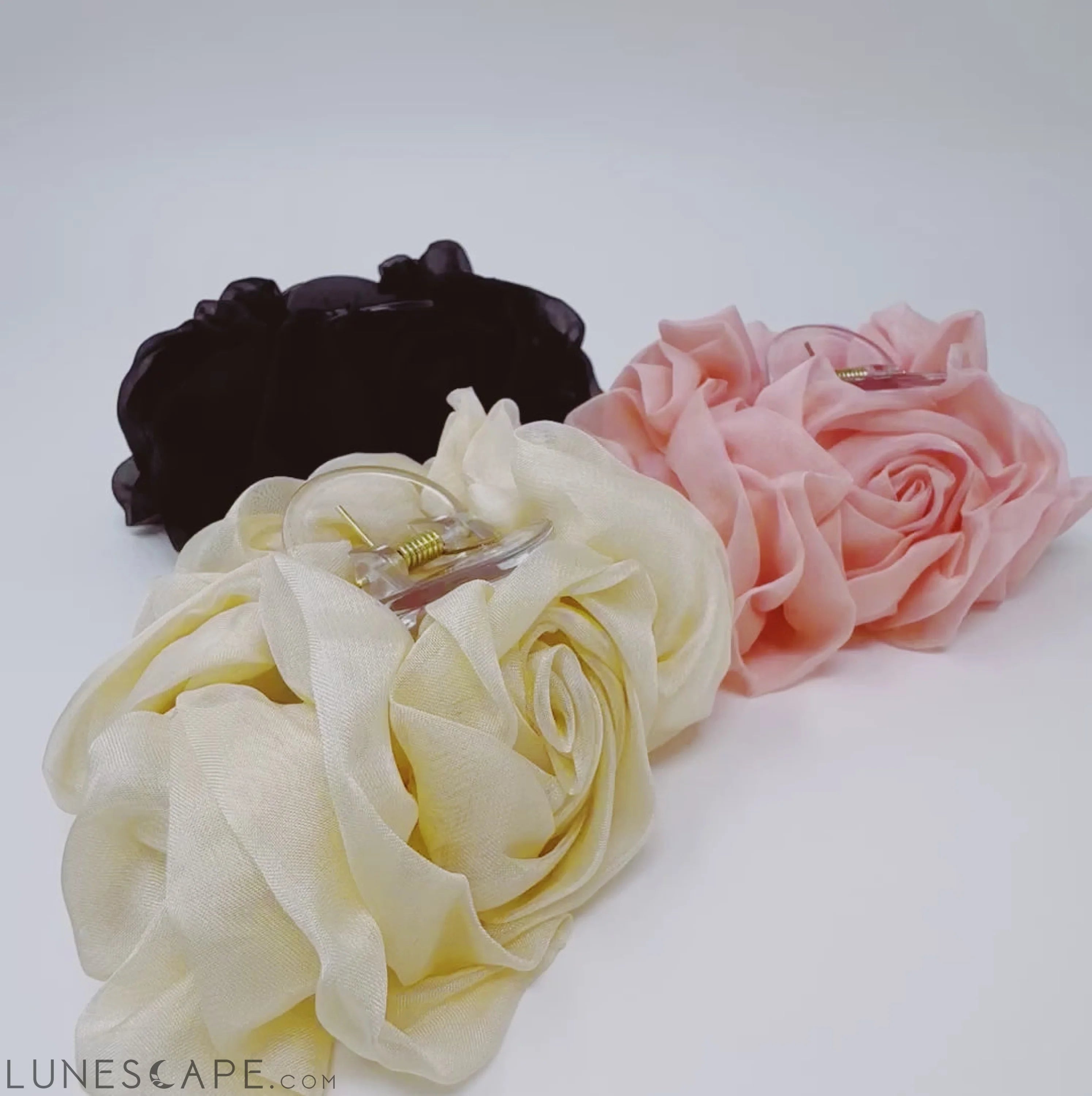 Sheer Flower Hair Claw LUNESCAPE